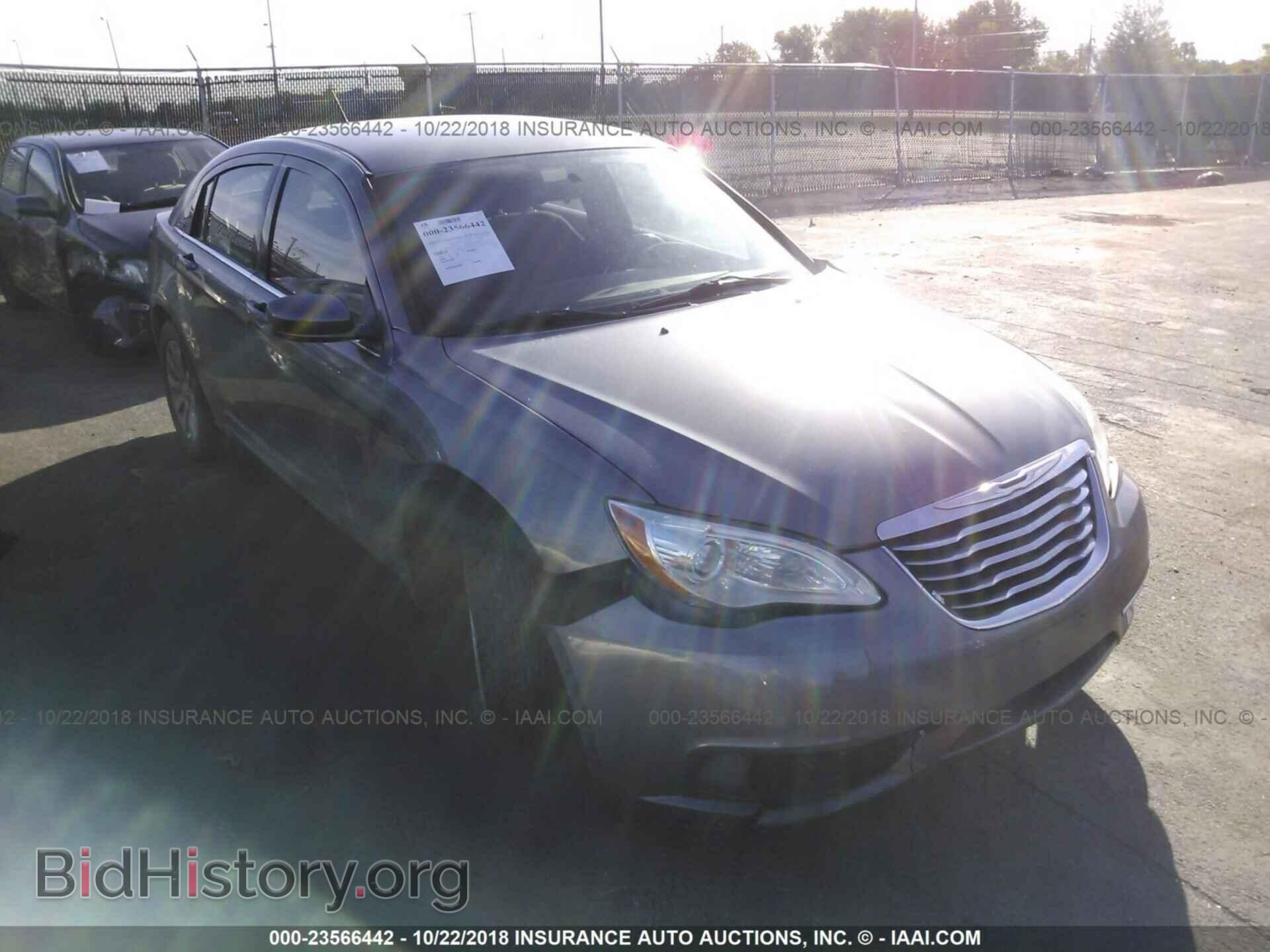 Photo 1C3BC1FB6BN613927 - CHRYSLER 200 2011