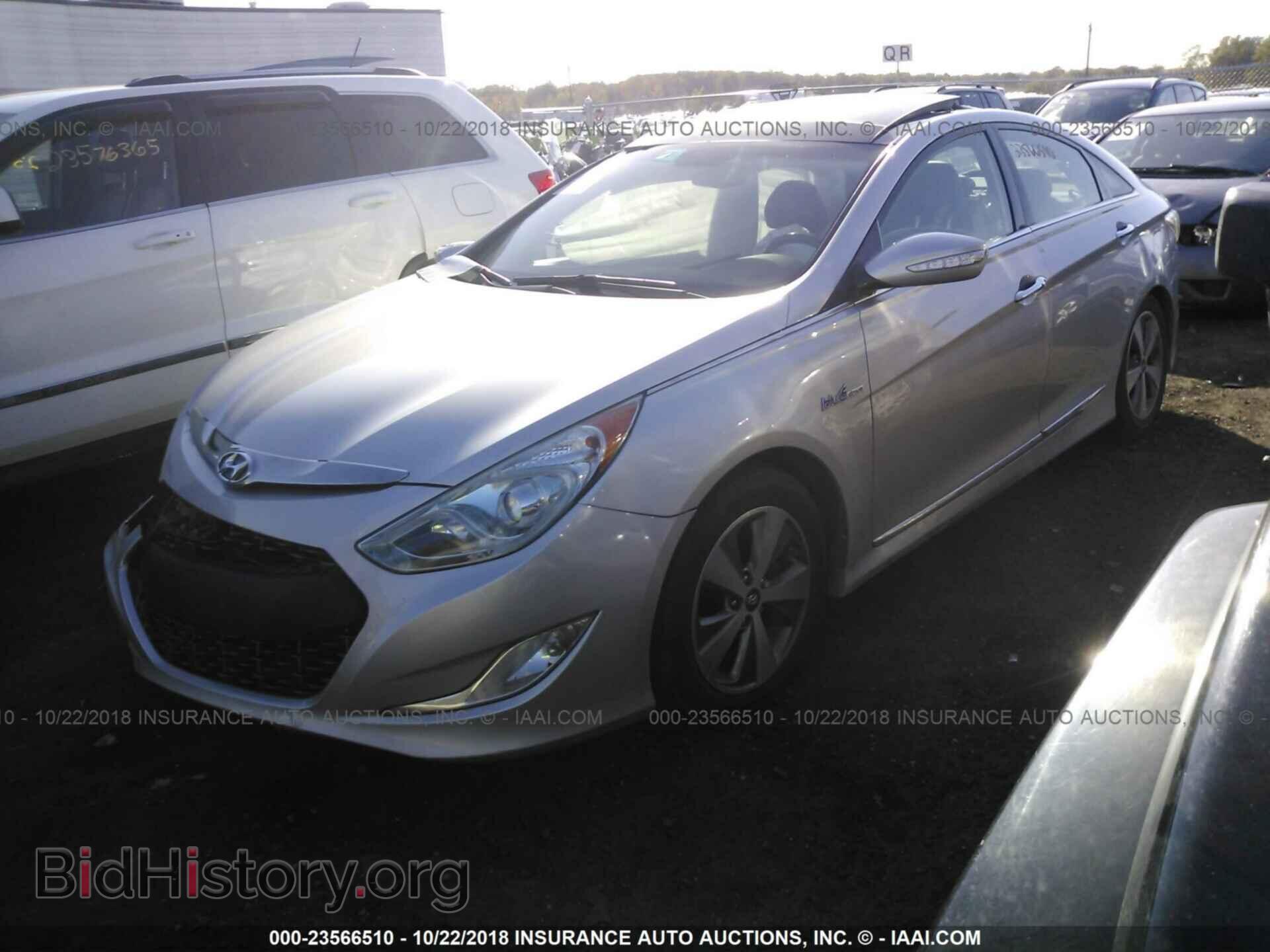 2012 Hyundai Sonata - VIN: KMHEC4A4XCA028999 - Фото 2