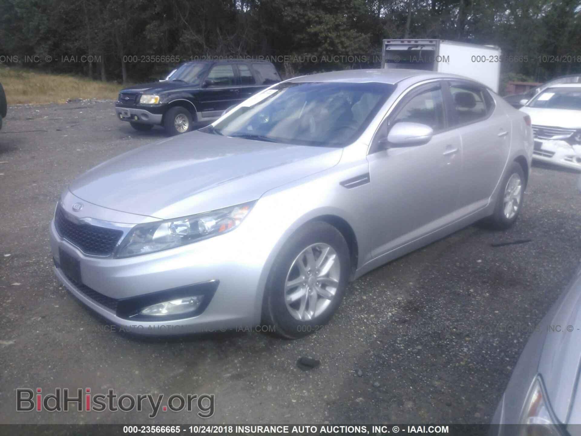 2013 Kia Optima - VIN: KNAGM4A75D5361140 - Photo 2