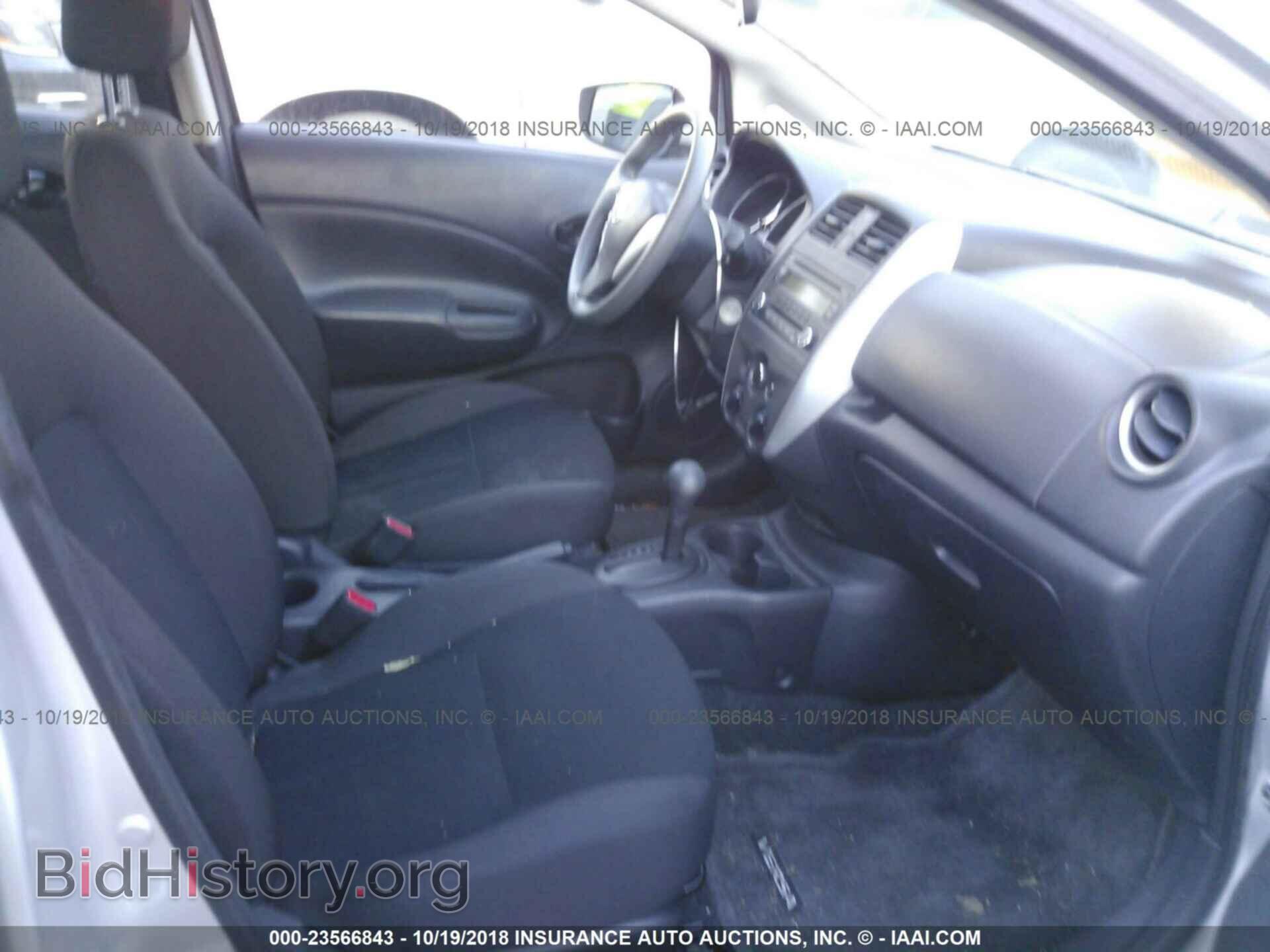 2015 Nissan Versa note - VIN: 3N1CE2CP3FL435449 - Photo 5