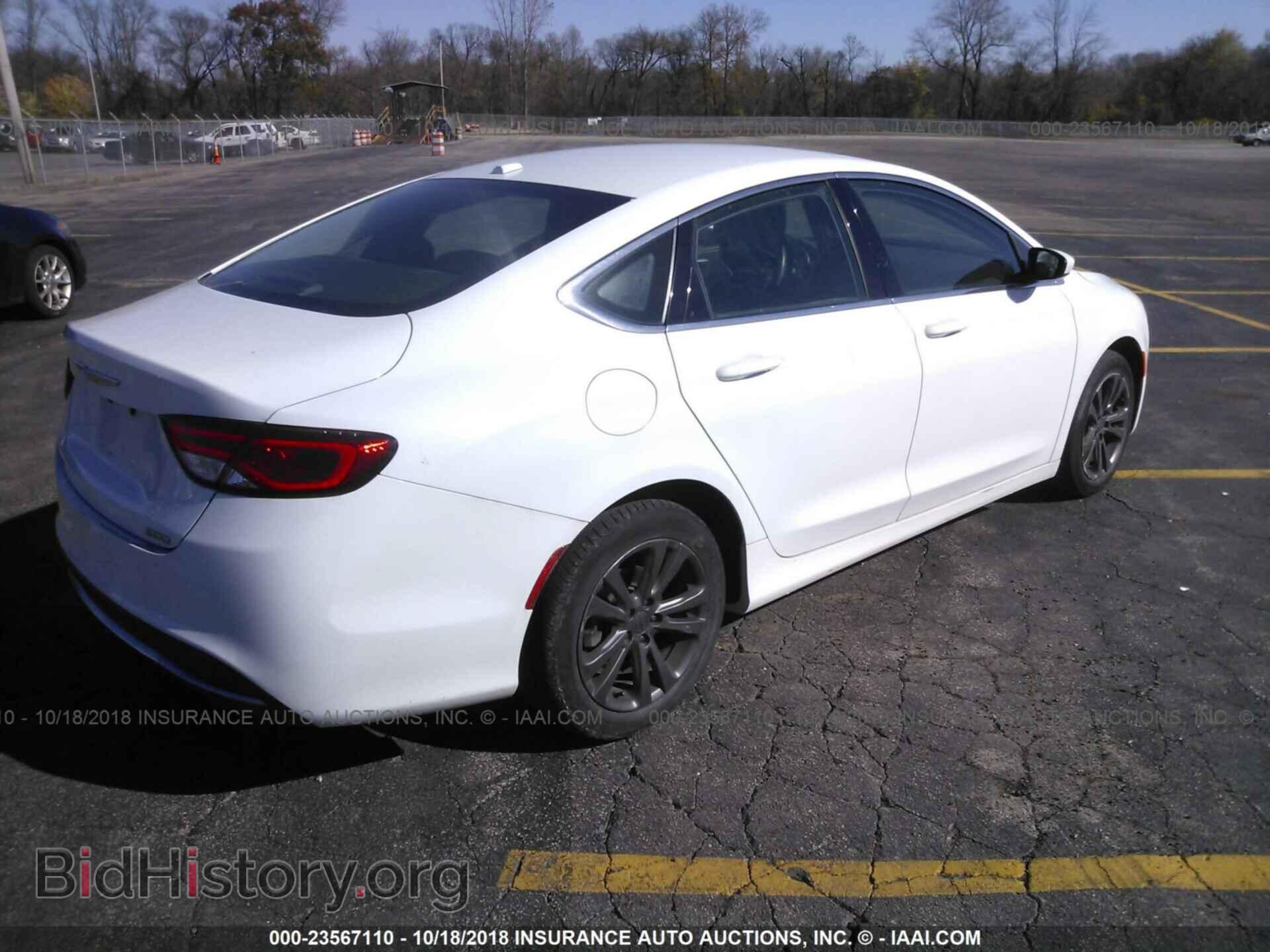 2015 Chrysler 200 - VIN: 1C3CCCAB4FN726272 - Photo 4