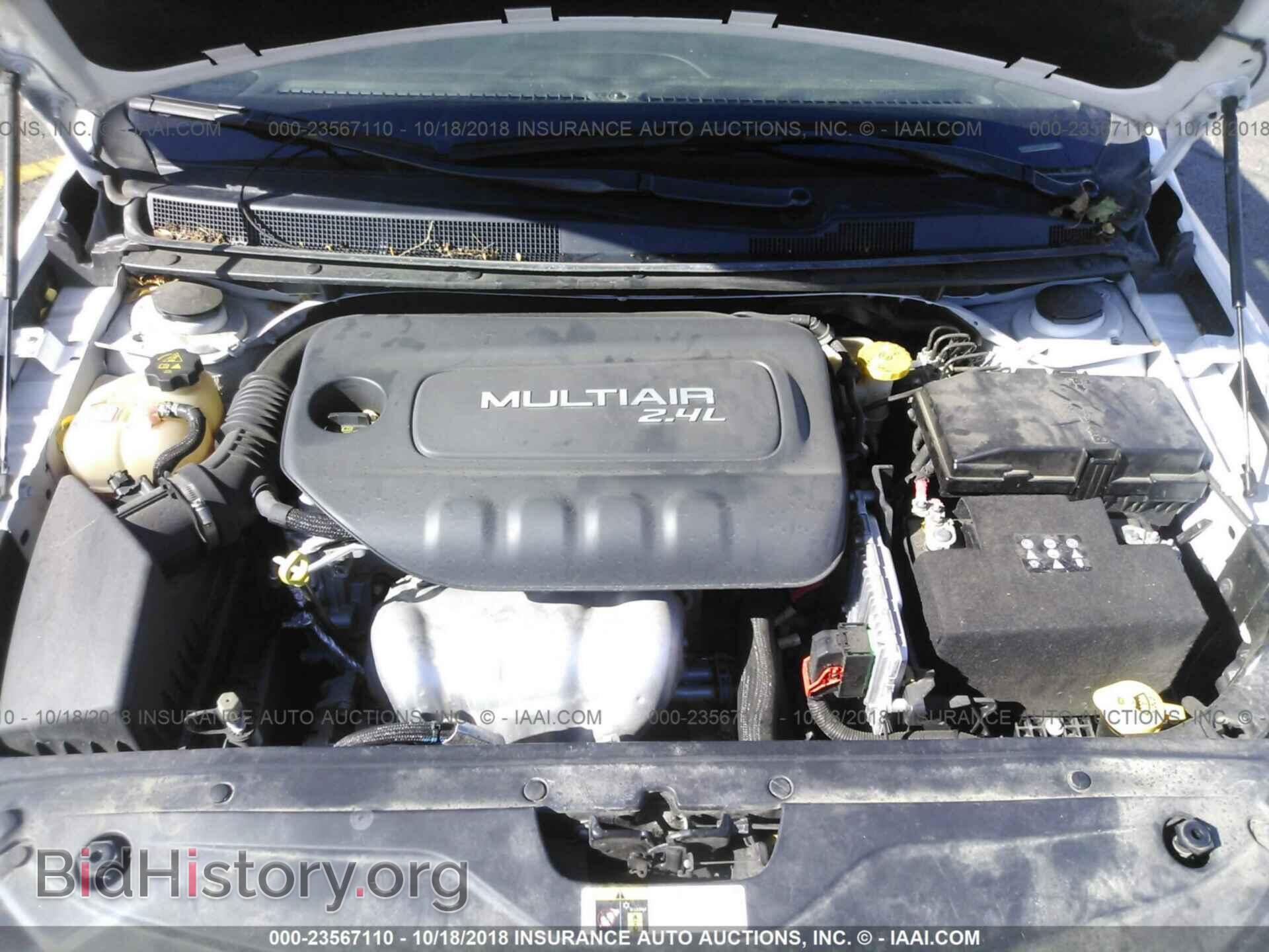 2015 Chrysler 200 - VIN: 1C3CCCAB4FN726272 - Photo 10