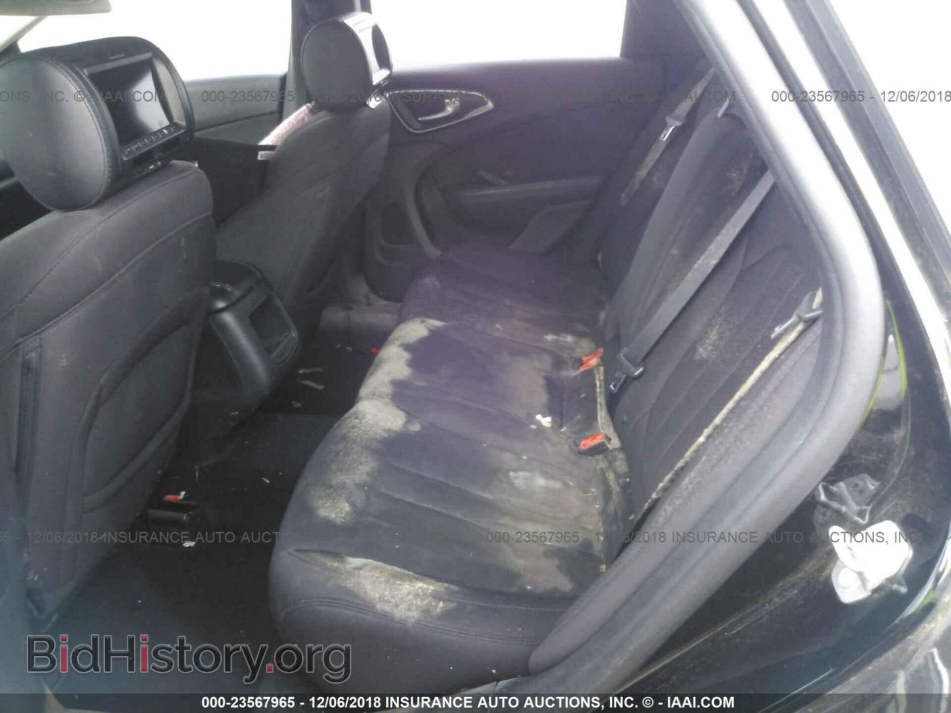 2016 Chrysler 200 - VIN: 1C3CCCAB8GN139090 - Photo 8