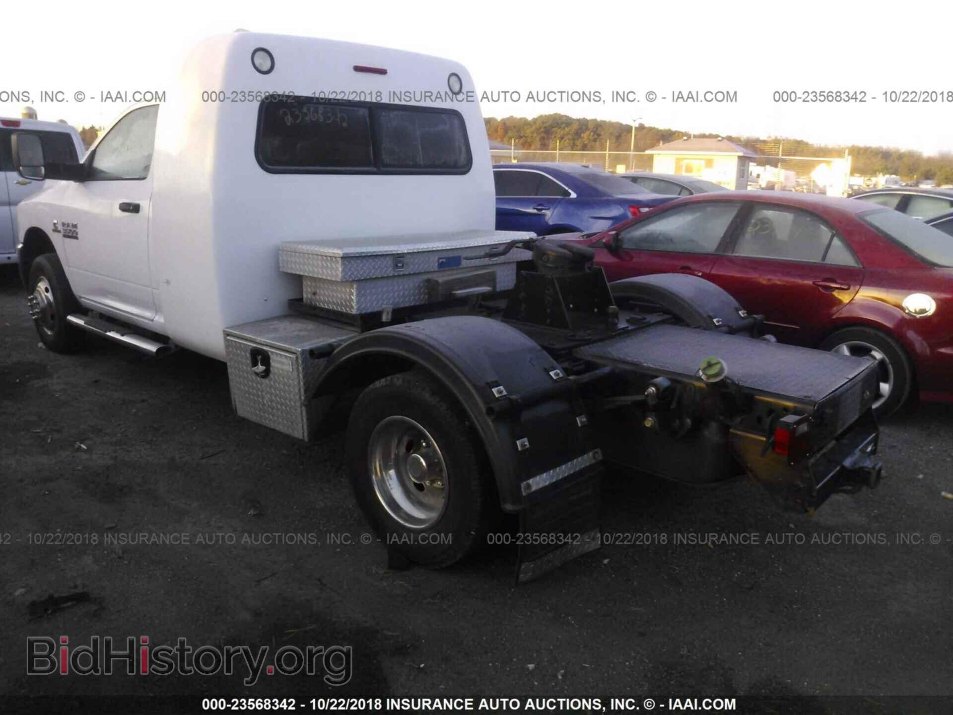 2015 Ram 3500 - VIN: 3C7WRTBL0FG649037 - Фото 3
