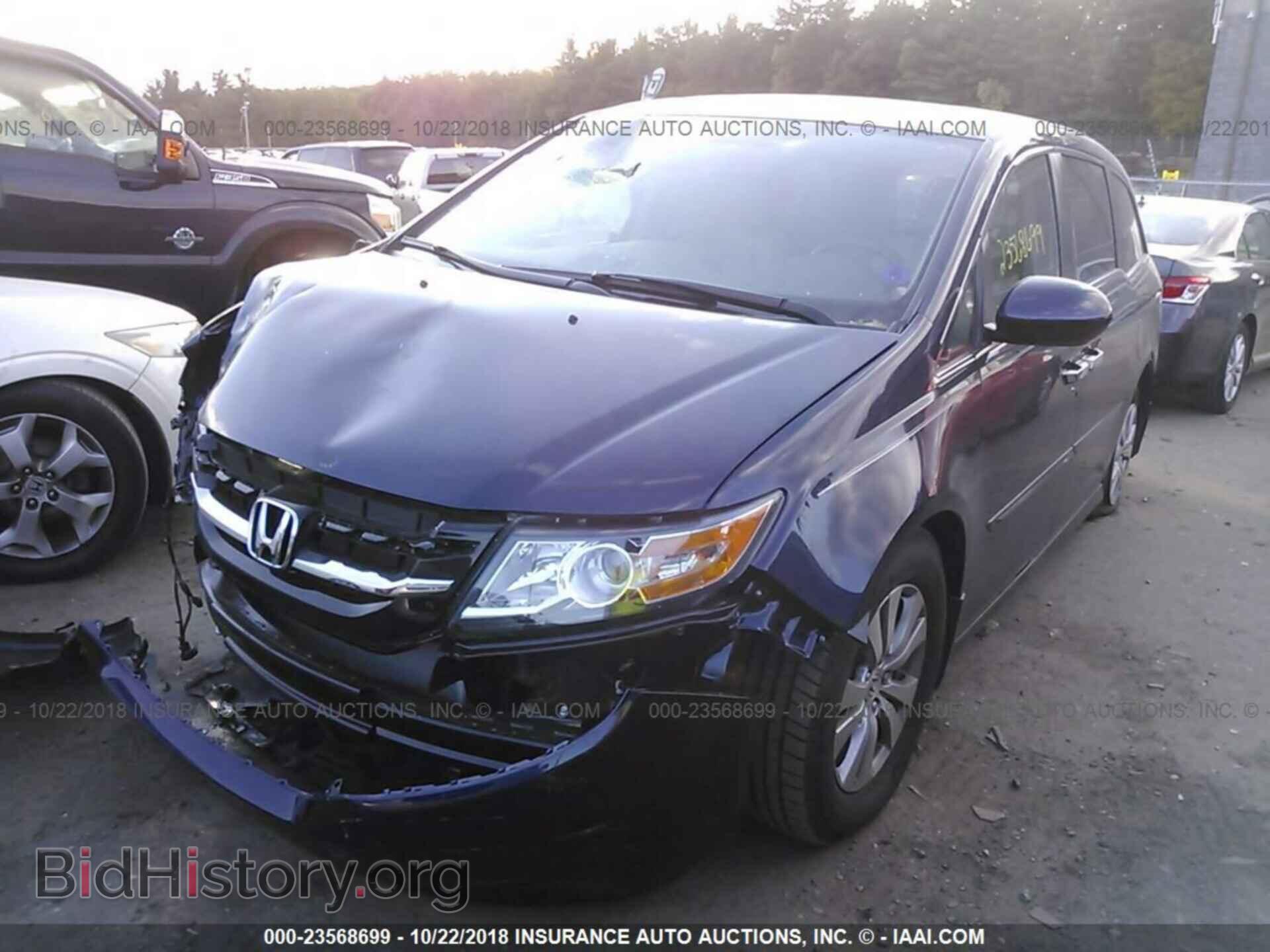 2014 Honda Odyssey - VIN: 5FNRL5H61EB069664 - Фото 2