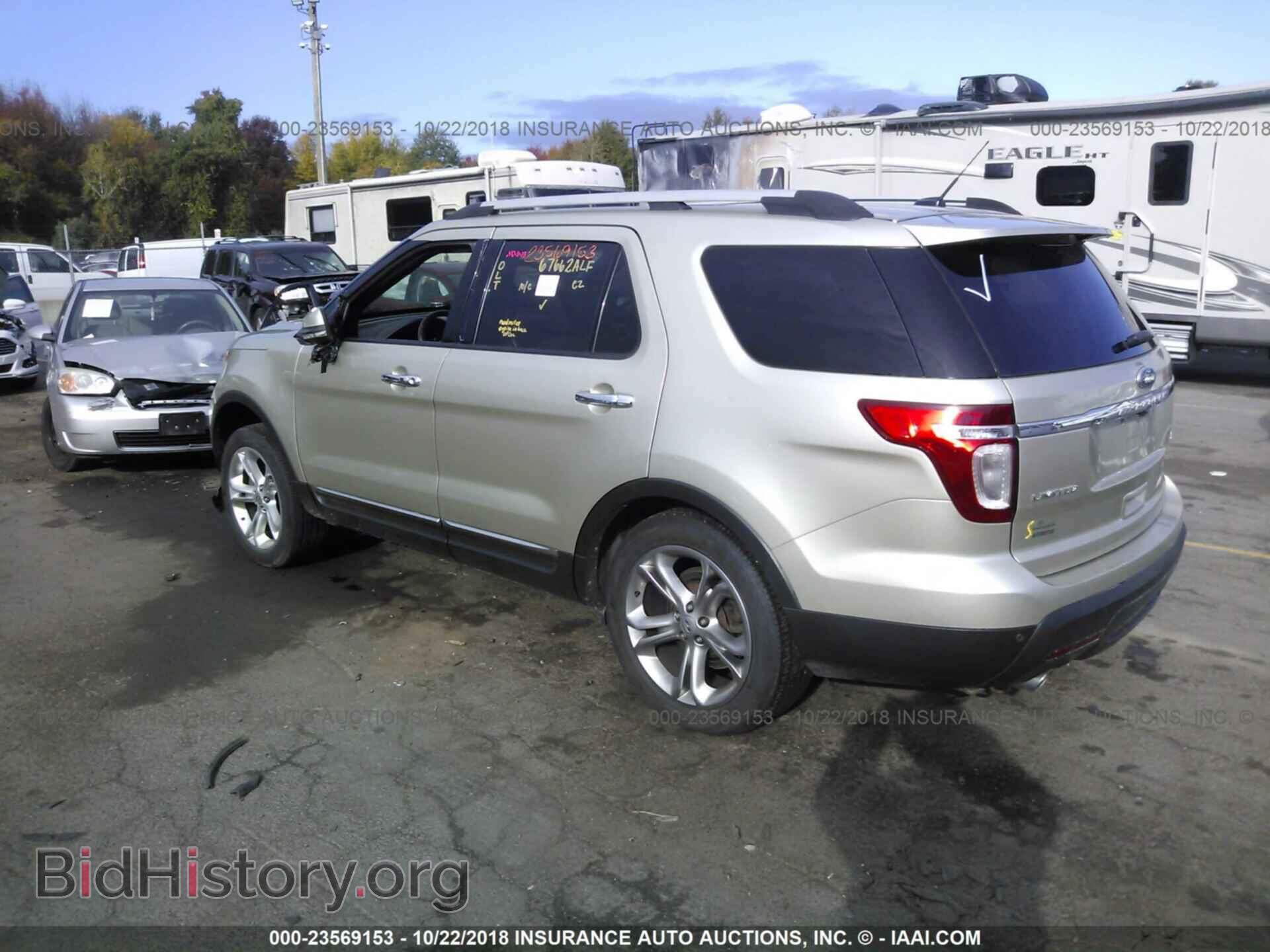 2011 Ford Explorer - VIN: 1FMHK8F87BGA70612 - Фото 3