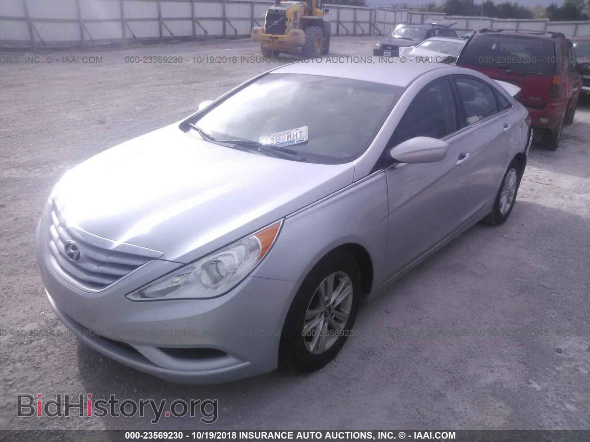 2012 Hyundai Sonata - VIN: 5NPEB4AC6CH314601 - Фото 2