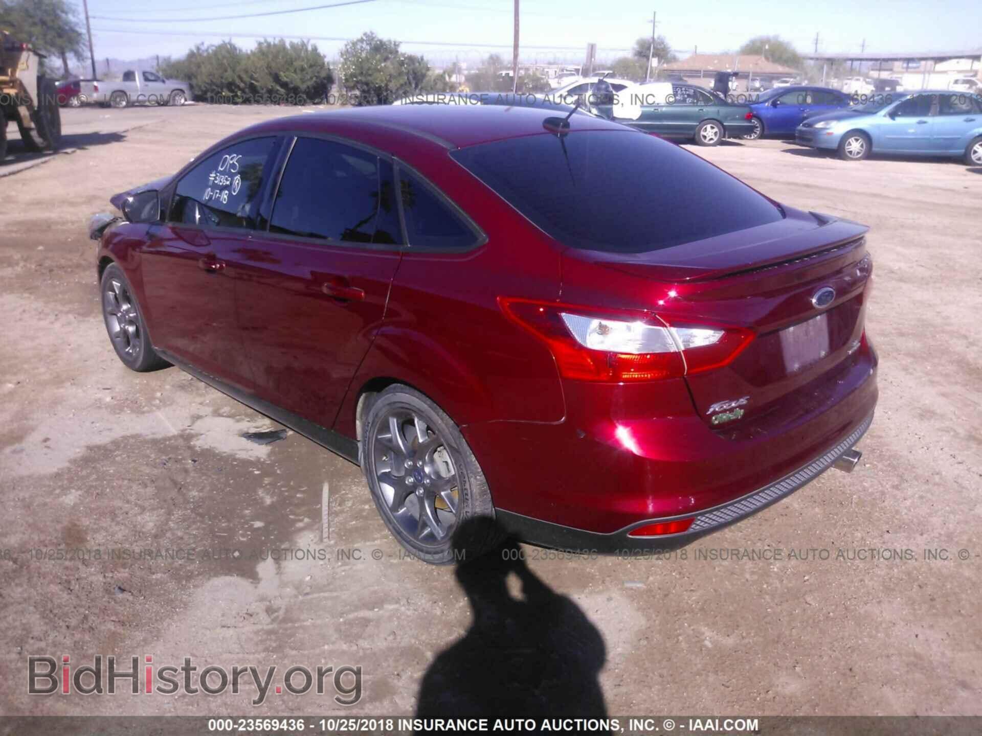 2014 Ford Focus - VIN: 1FADP3F28EL210705 - Photo 3