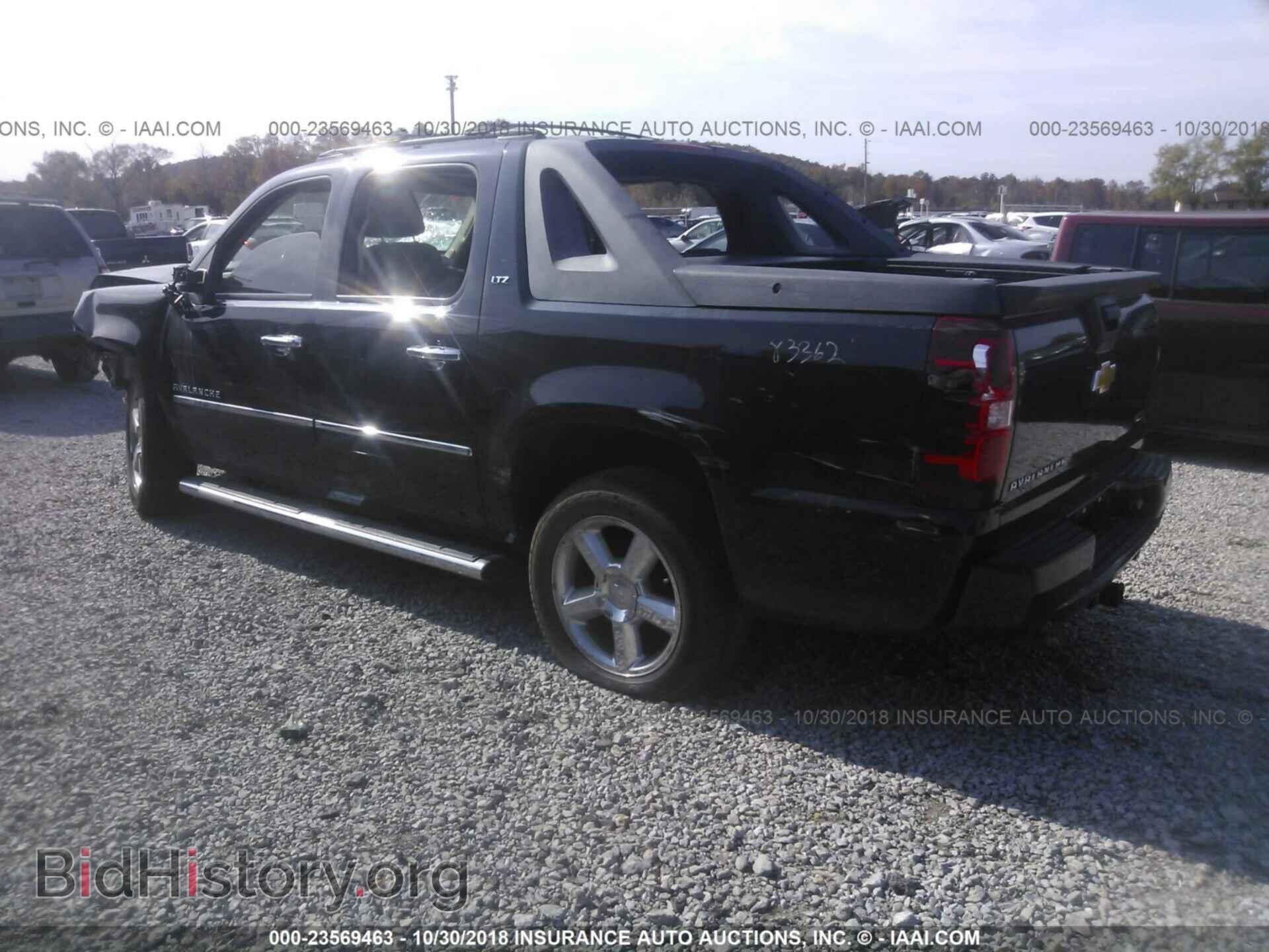 2012 Chevrolet Avalanche - VIN: 3GNTKGE77CG125672 - Фото 3
