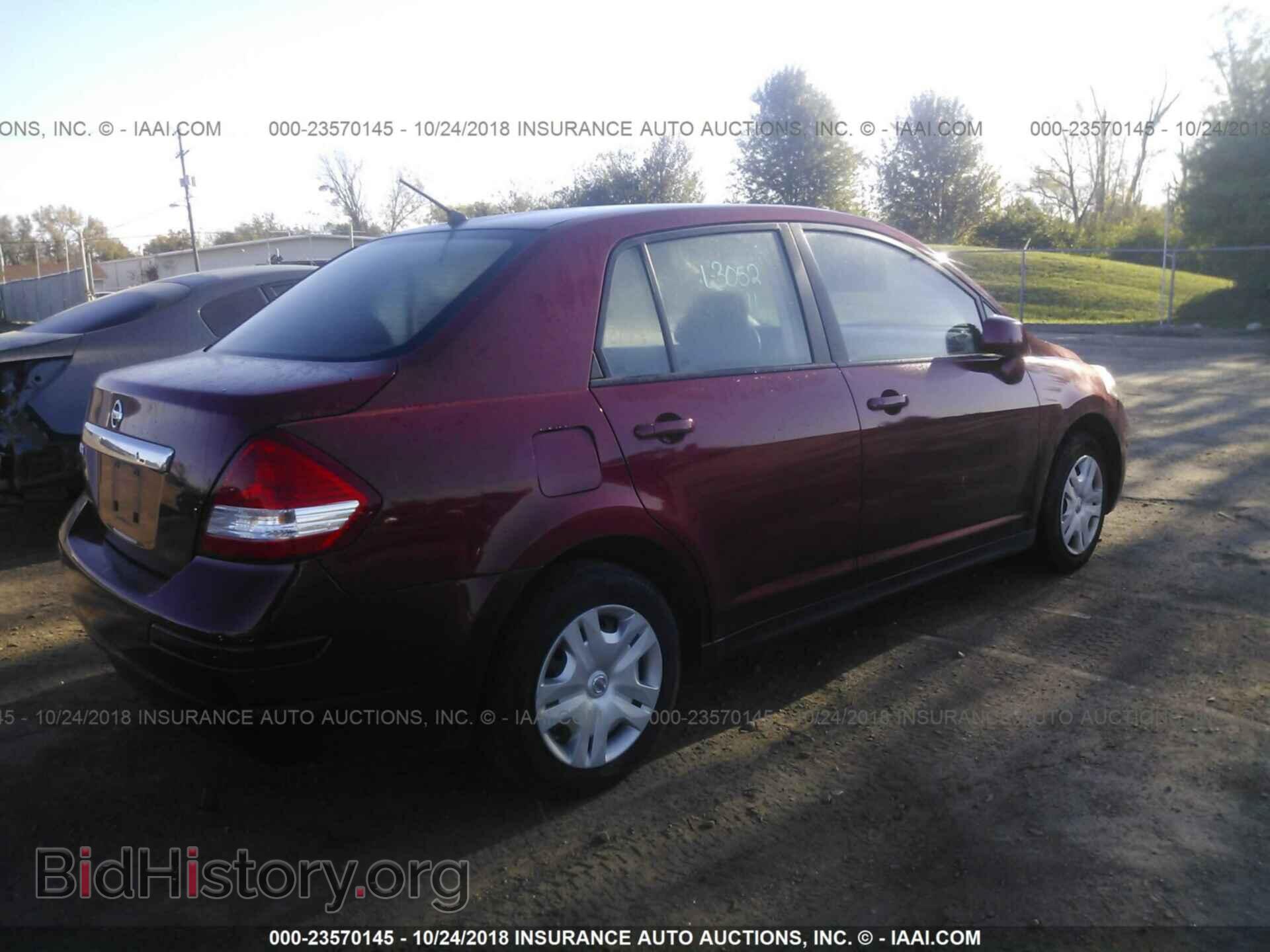 2011 Nissan Versa - VIN: 3N1BC1APXBL472457 - Фото 4