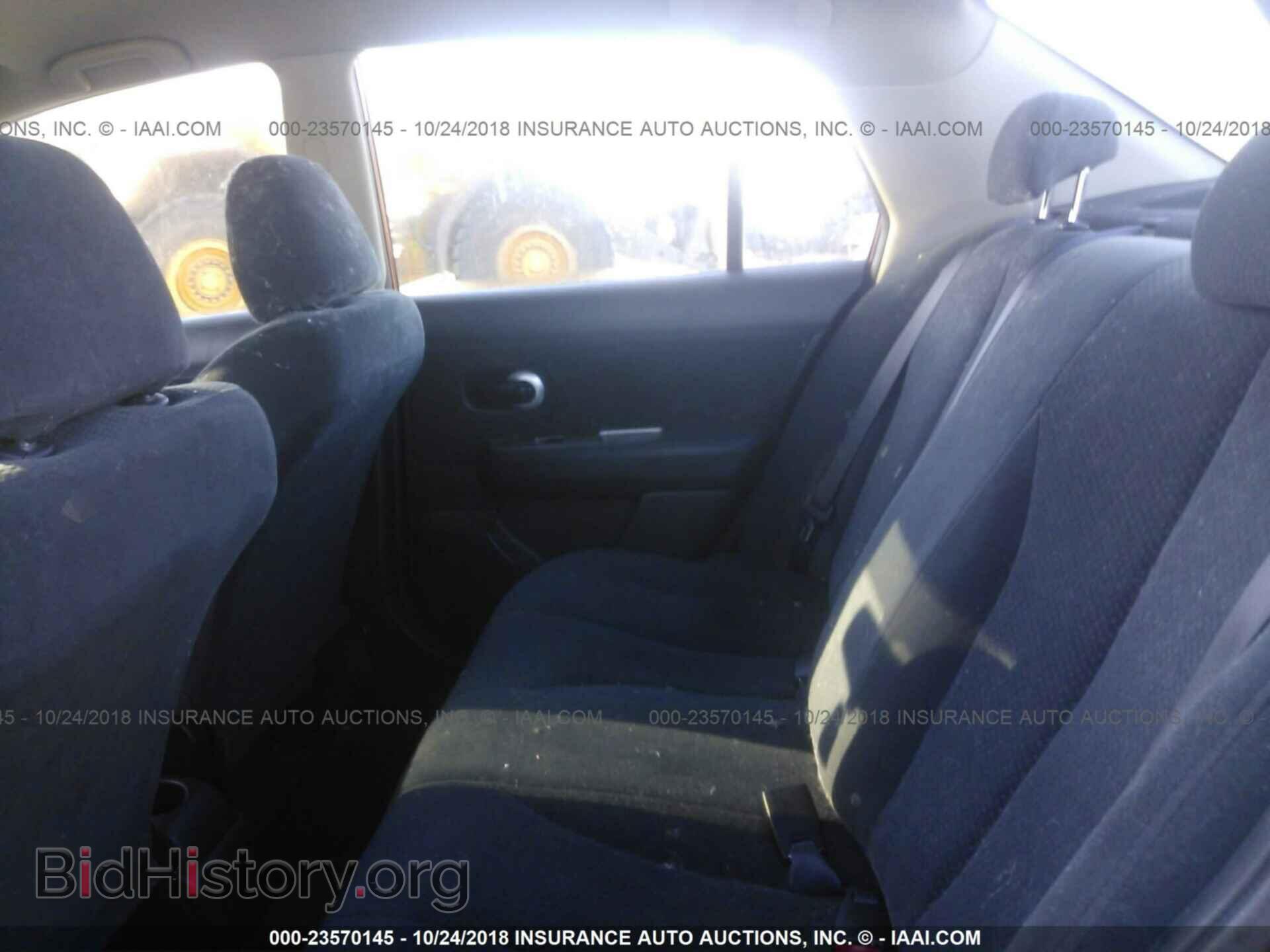 2011 Nissan Versa - VIN: 3N1BC1APXBL472457 - Фото 8