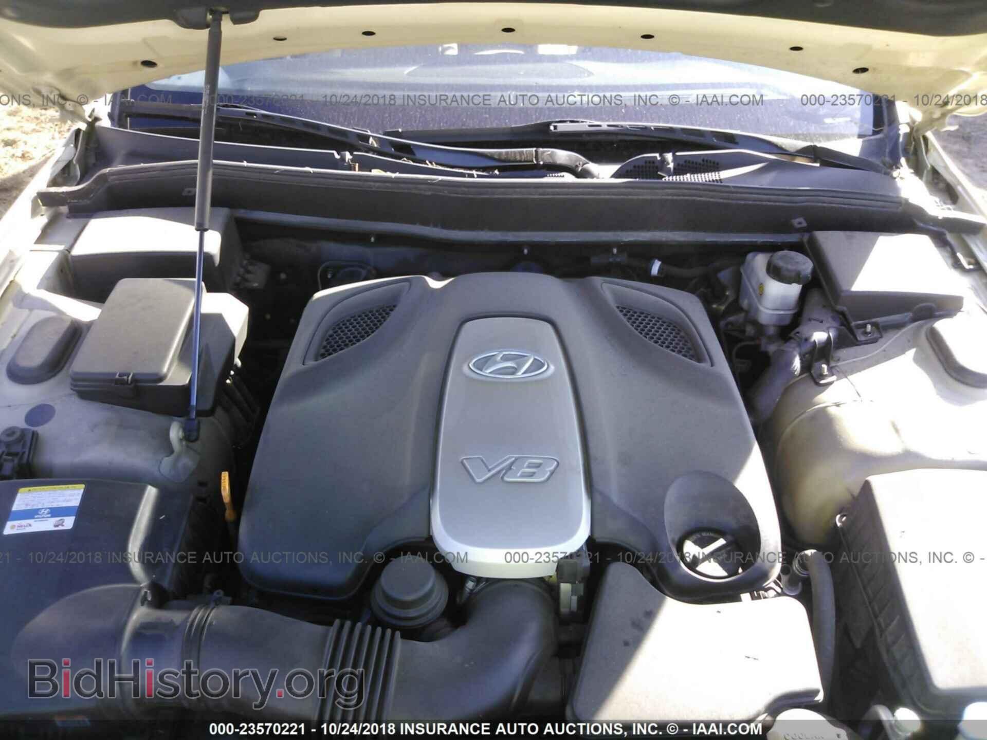 2011 Hyundai Genesis - VIN: KMHGC4DF4BU117972 - Фото 10