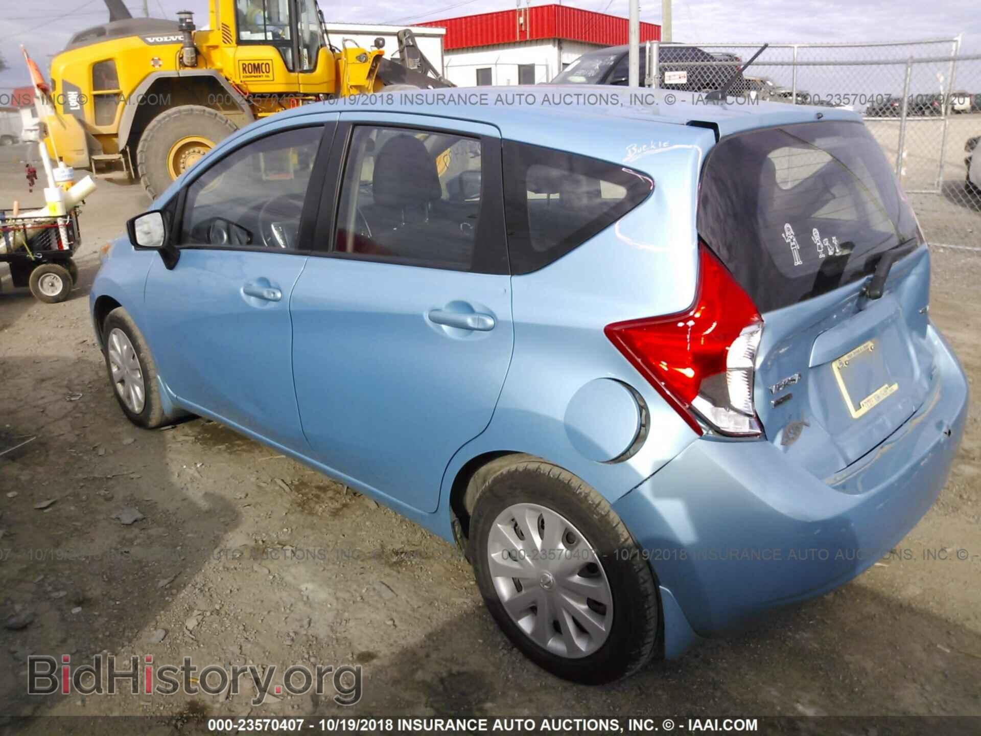 2015 Nissan Versa note - VIN: 3N1CE2CP5FL385816 - Photo 3