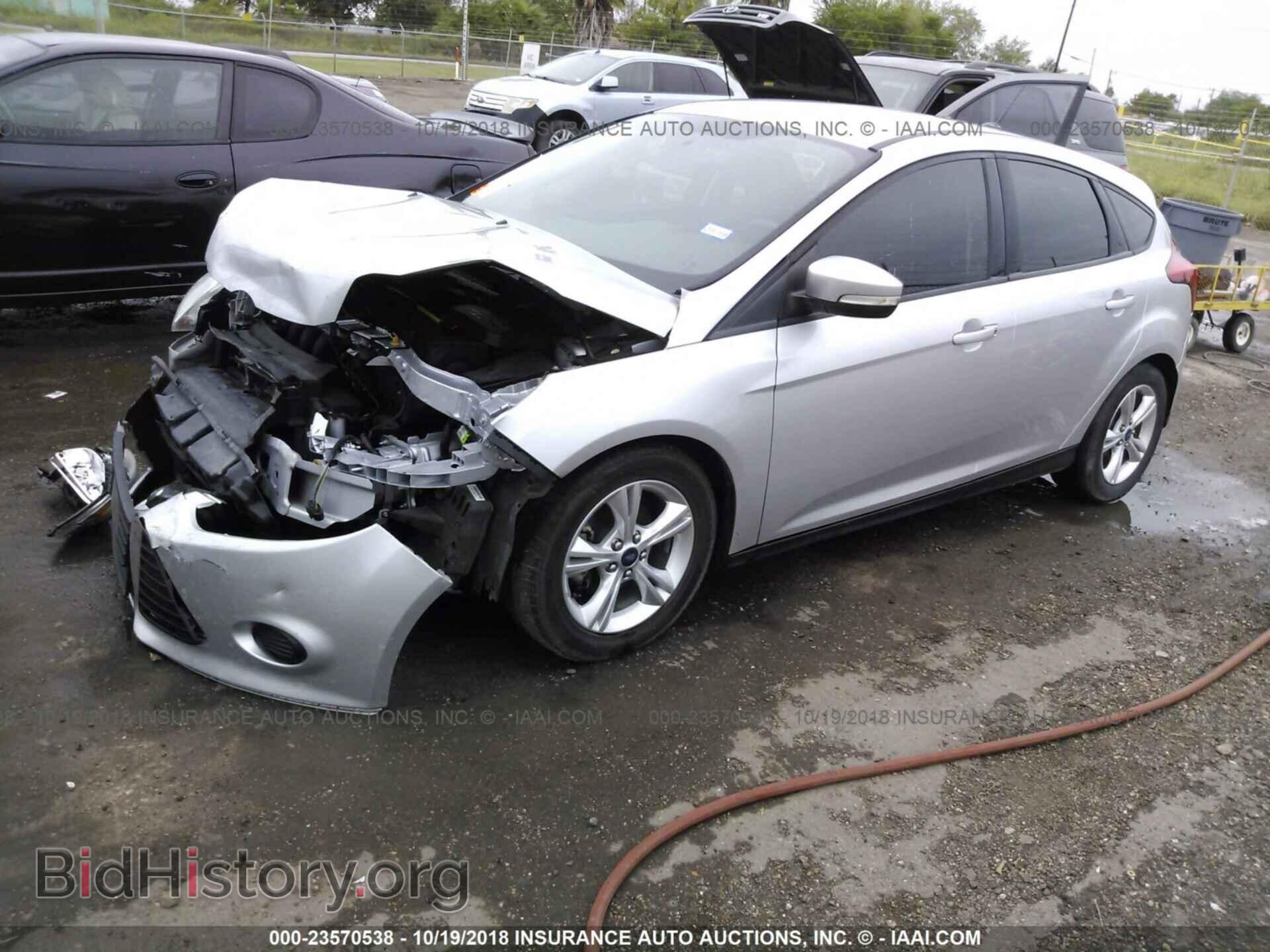 2014 Ford Focus - VIN: 1FADP3K29EL246666 - Фото 2
