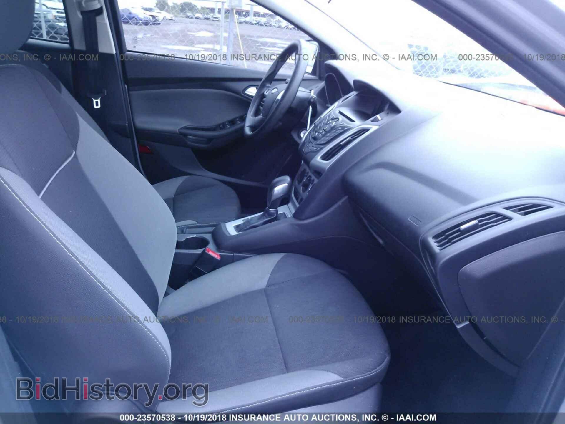 2014 Ford Focus - VIN: 1FADP3K29EL246666 - Фото 5