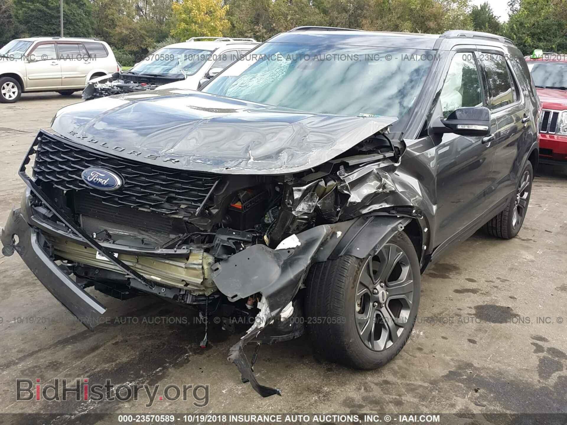 2018 Ford Explorer - VIN: 1FM5K8GT0JGA51016 - Фото 2
