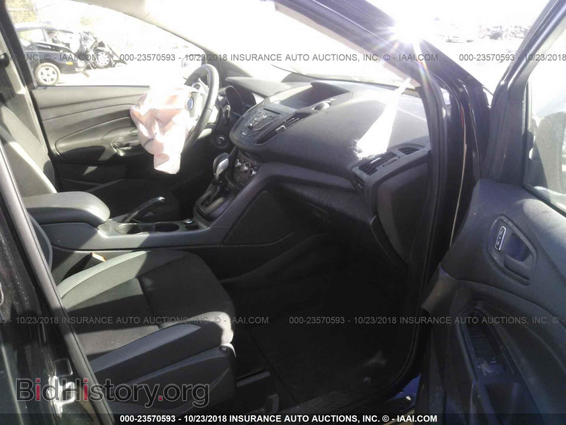 2014 Ford Escape - VIN: 1FMCU0F73EUA44690 - Photo 5