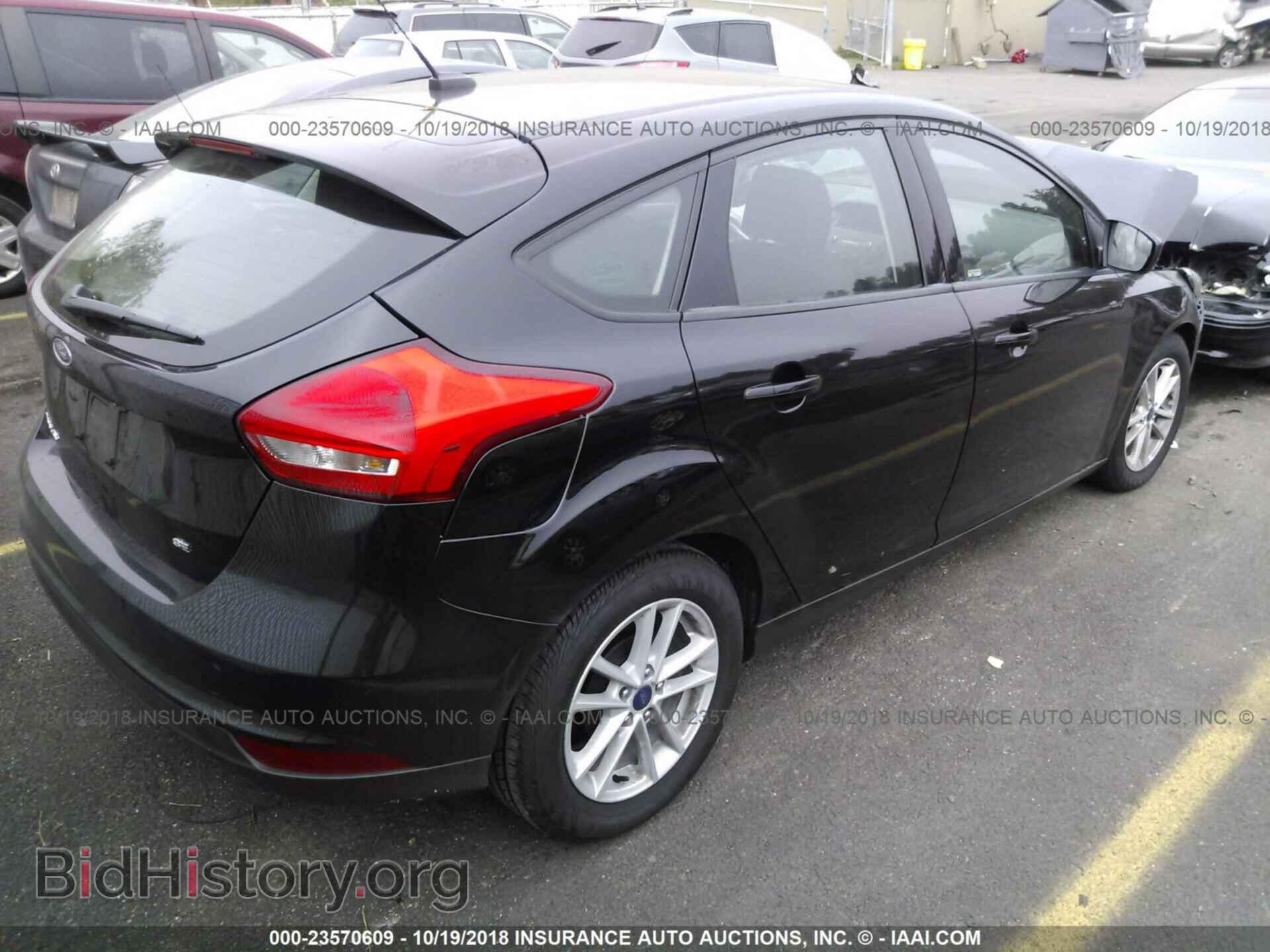 2018 Ford Focus - VIN: 1FADP3K27JL211912 - Фото 4