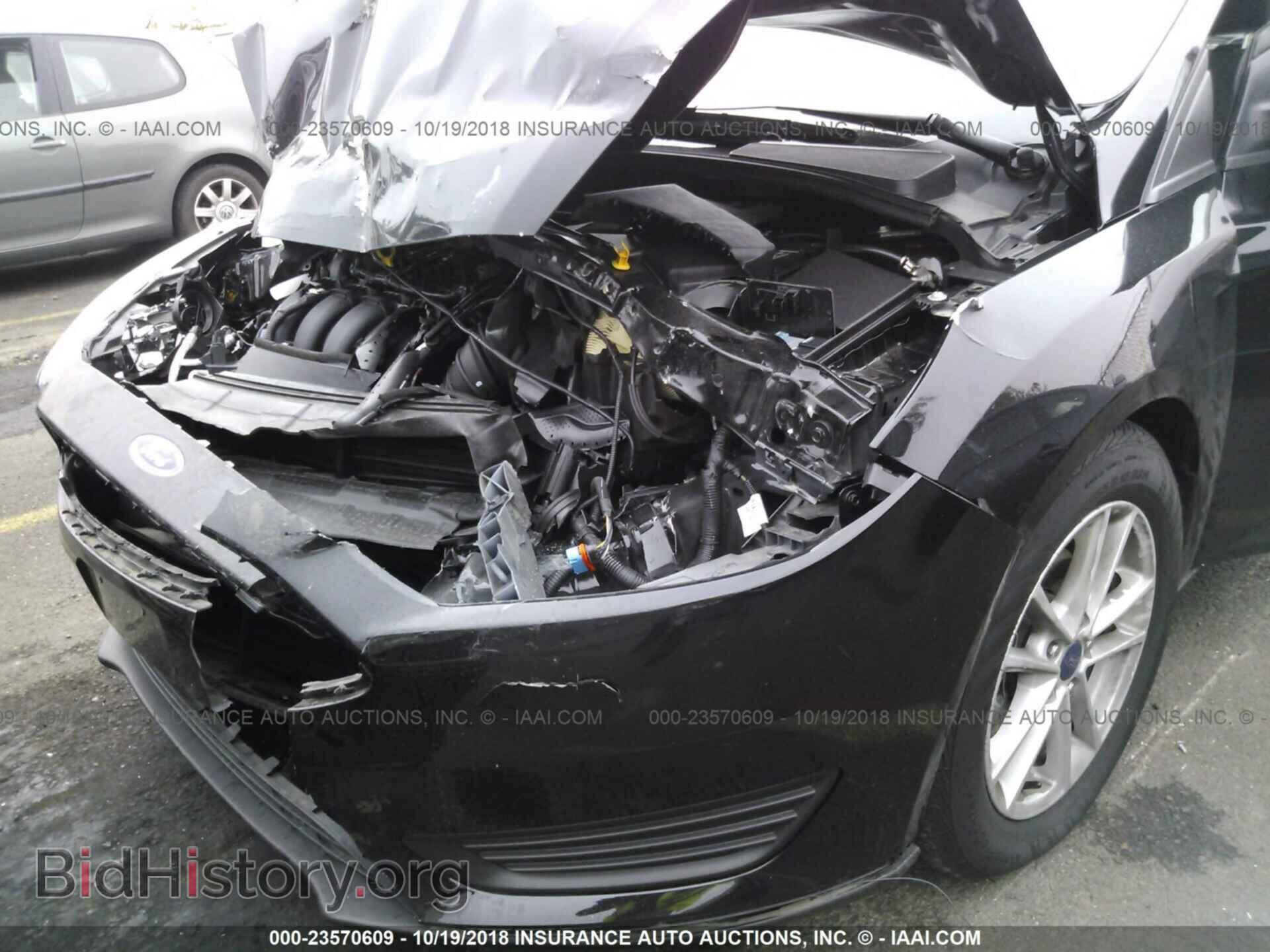 2018 Ford Focus - VIN: 1FADP3K27JL211912 - Фото 6