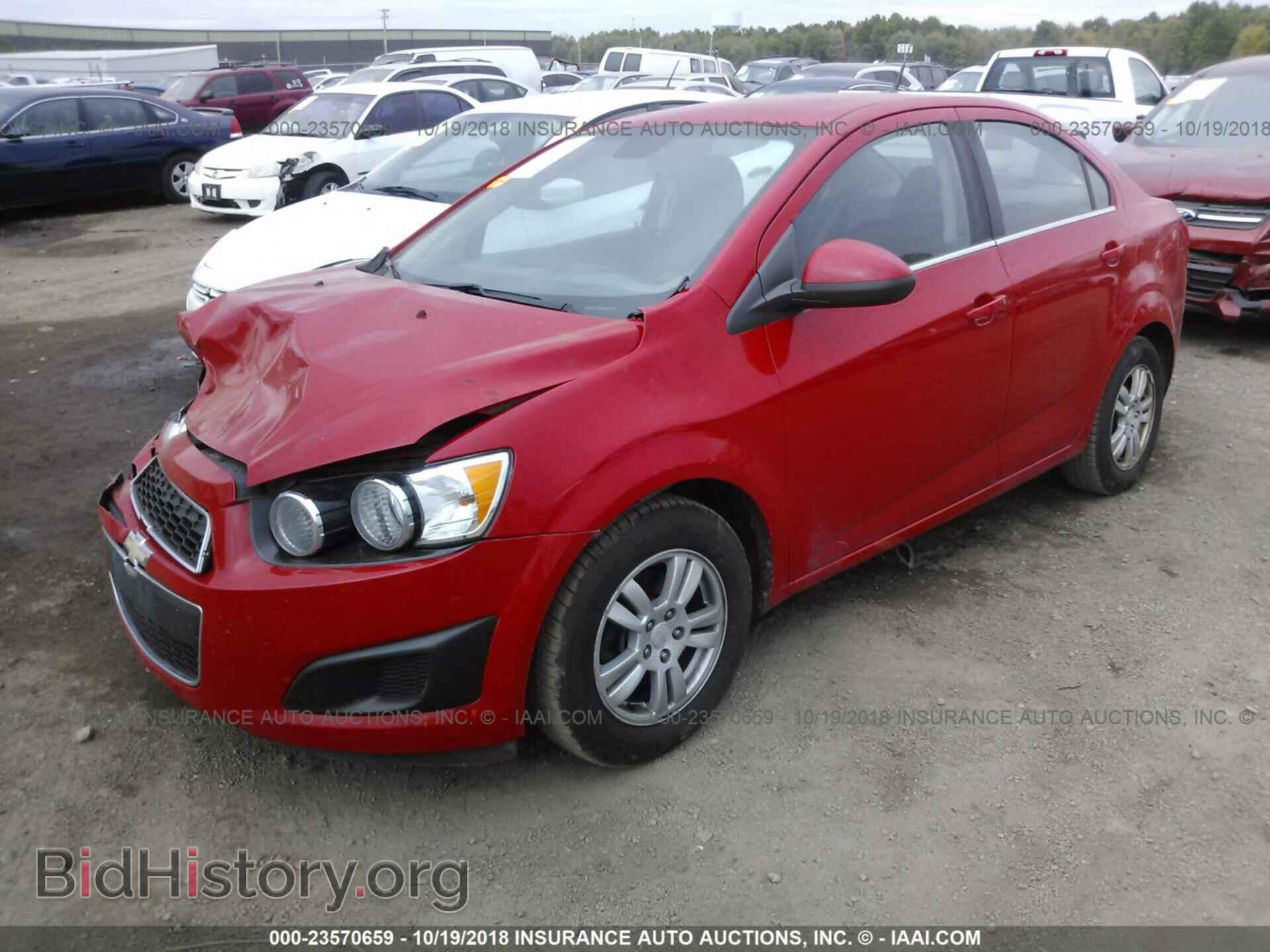 2013 Chevrolet Sonic - VIN: 1G1JC5SG6D4167912 - Фото 2