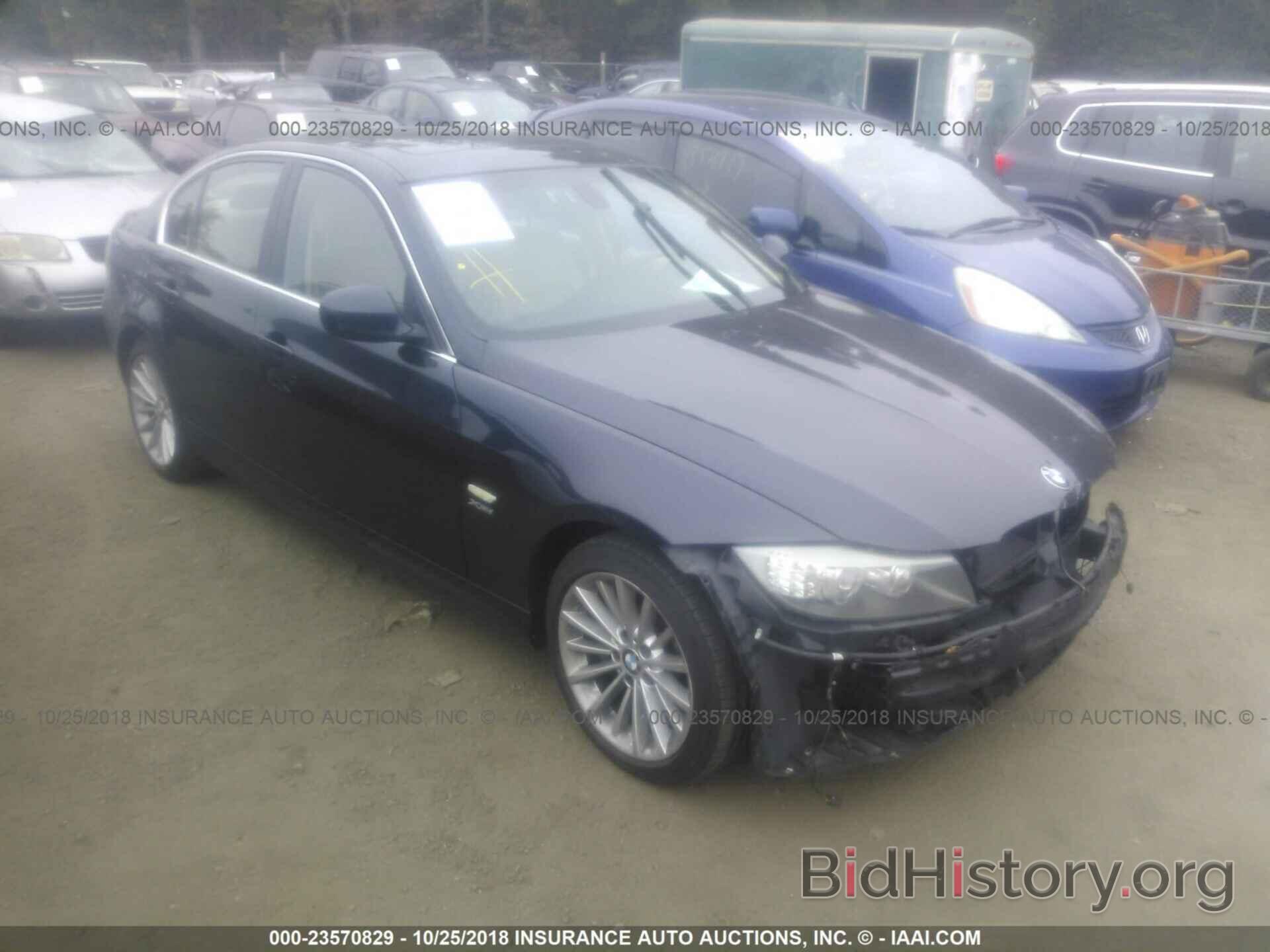 Photo WBAPL33579A406666 - BMW 335 2009