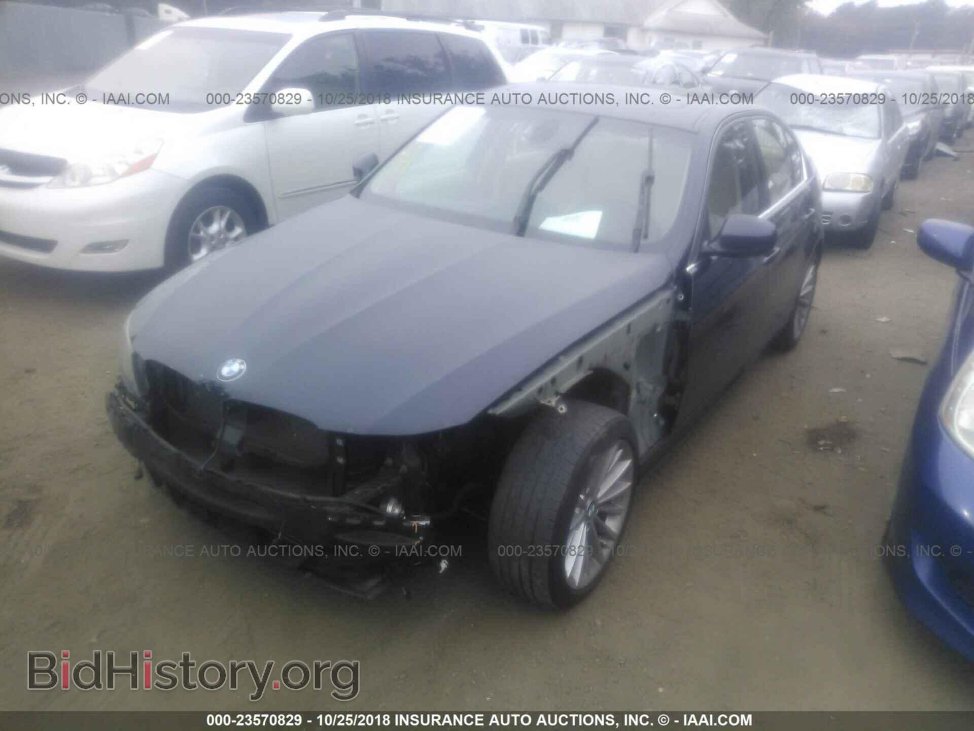 2009 BMW 335 - VIN: WBAPL33579A406666 - Фото 2