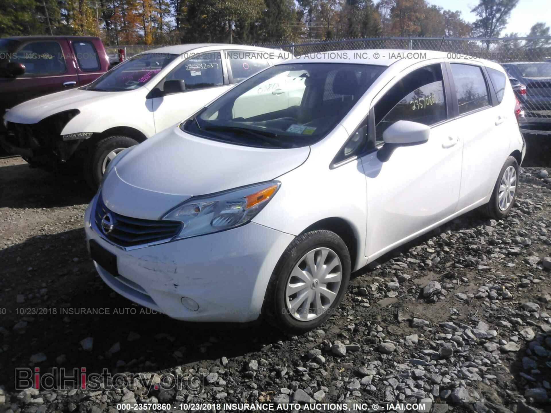 2016 Nissan Versa note - VIN: 3N1CE2CP6GL393604 - Фото 2