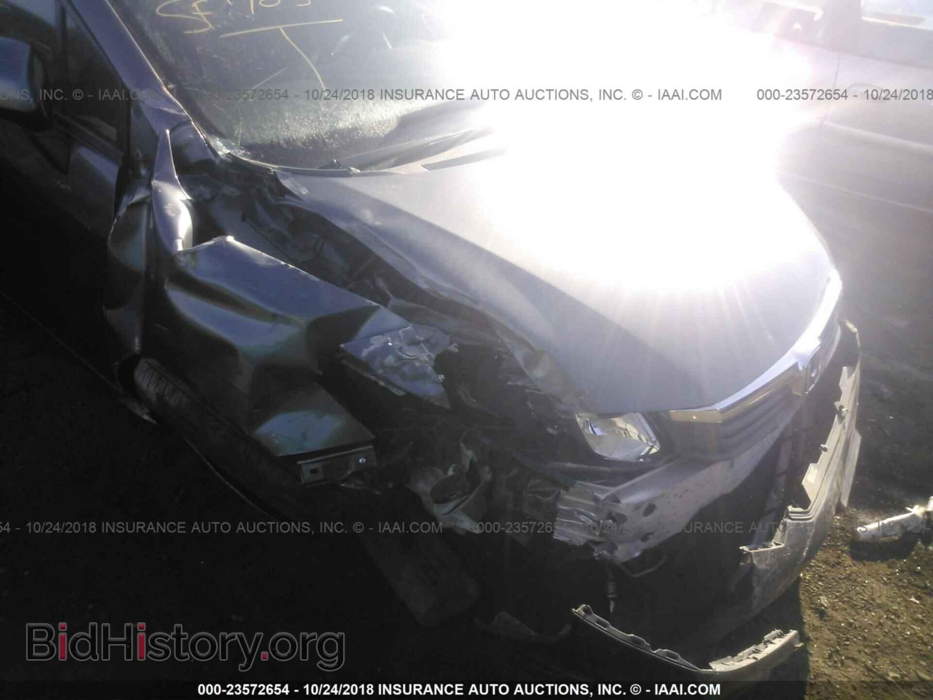 2012 Honda Civic - VIN: 19XFB2F52CE328258 - Photo 6