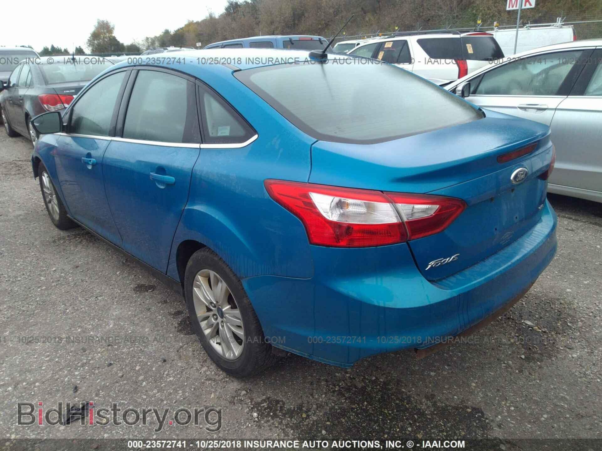 2012 Ford Focus - VIN: 1FAHP3H28CL185929 - Photo 3
