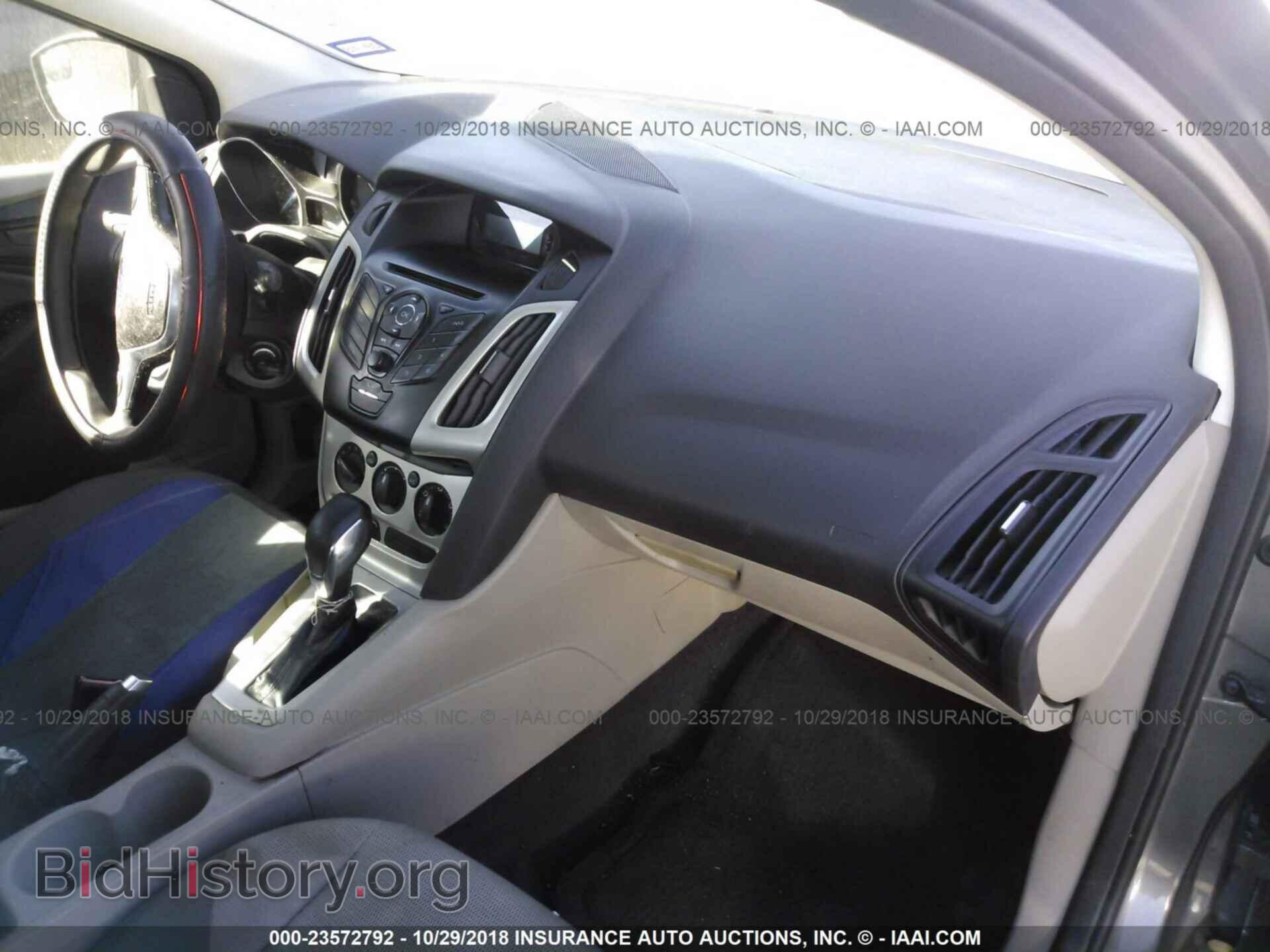 2012 Ford Focus - VIN: 1FAHP3F26CL147389 - Photo 5