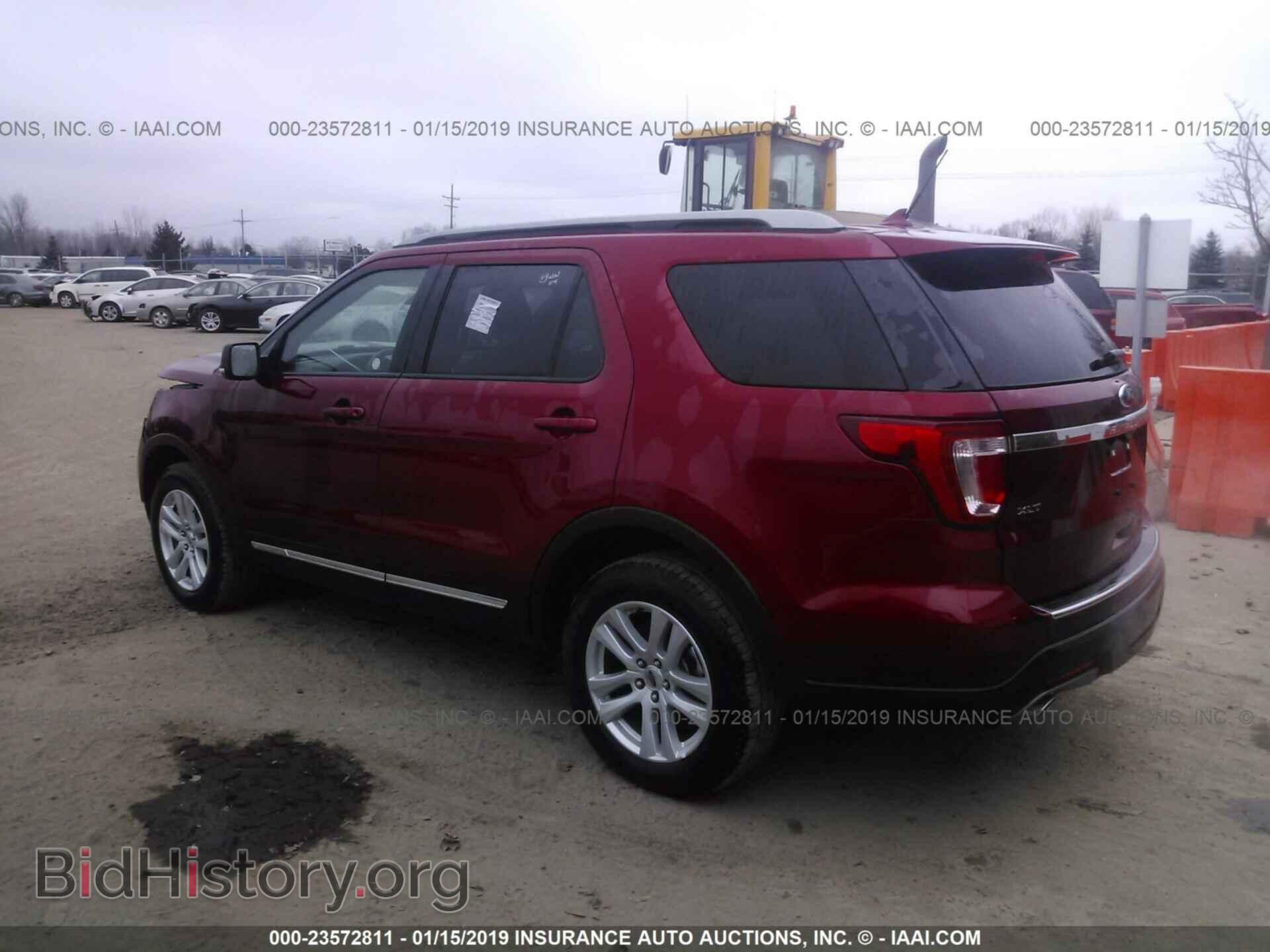 2018 Ford Explorer - VIN: 1FM5K8D84JGB94275 - Фото 3
