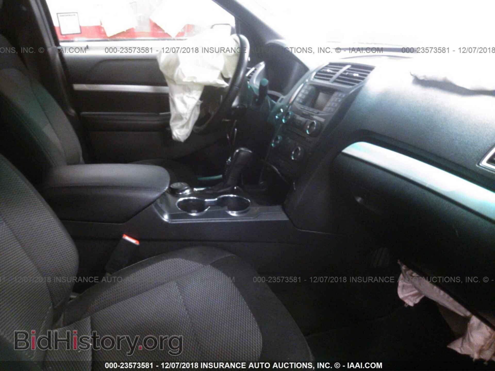 2016 Ford Explorer - VIN: 1FM5K8D81GGA97785 - Photo 5