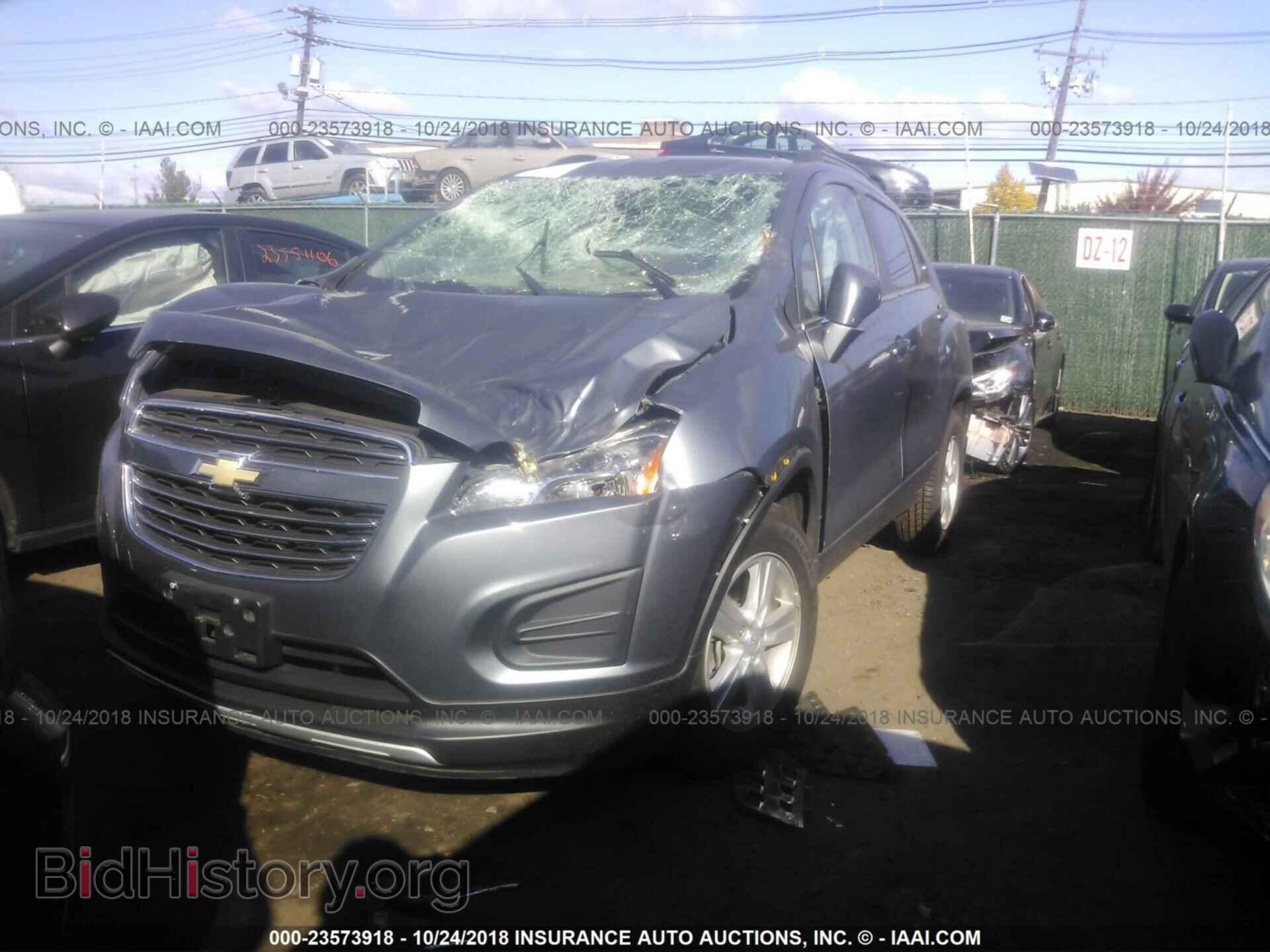 2015 Chevrolet Trax - VIN: KL7CJRSB6FB148922 - Фото 2