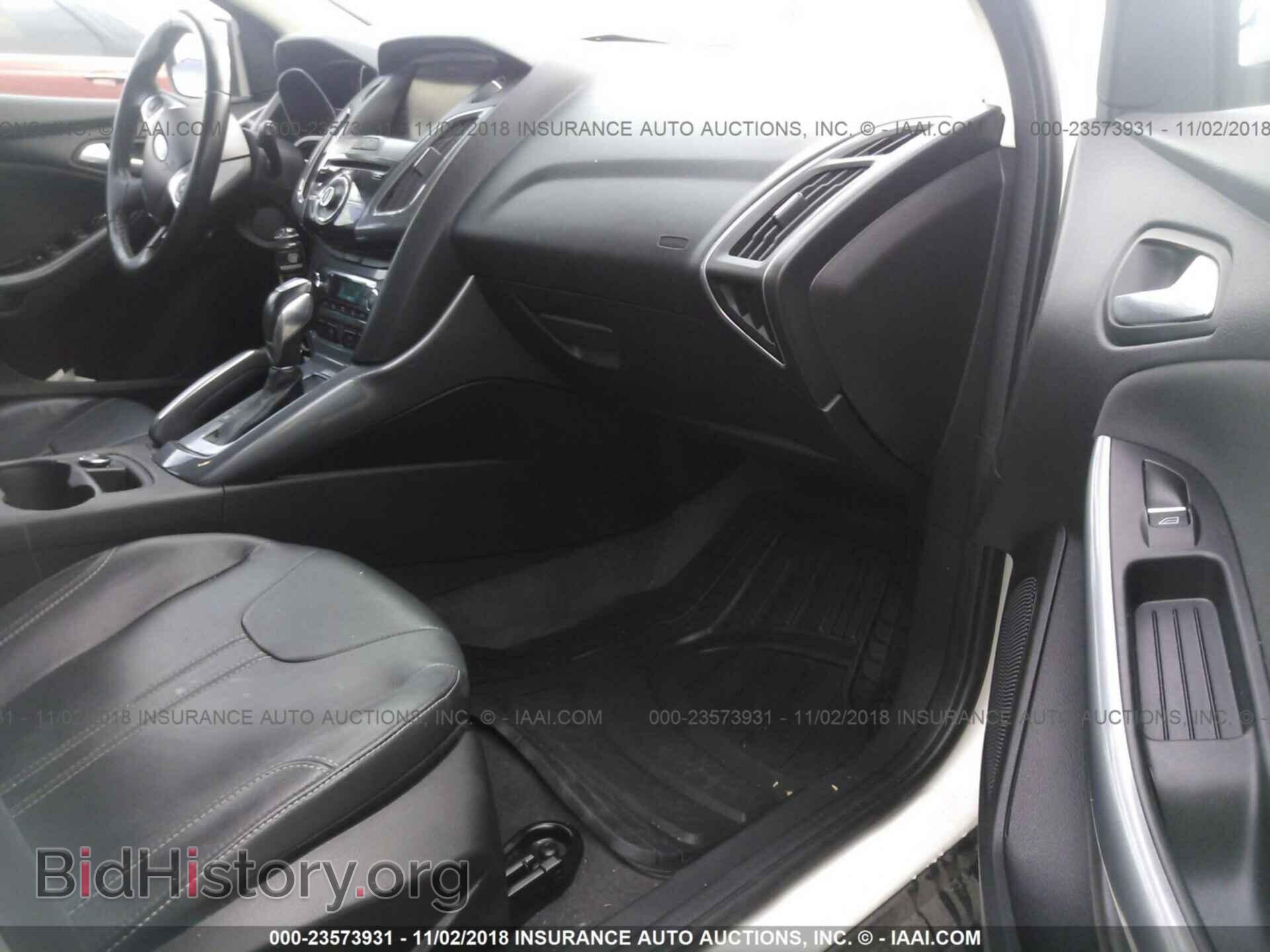 2012 Ford Focus - VIN: 1FAHP3N2XCL245214 - Фото 5