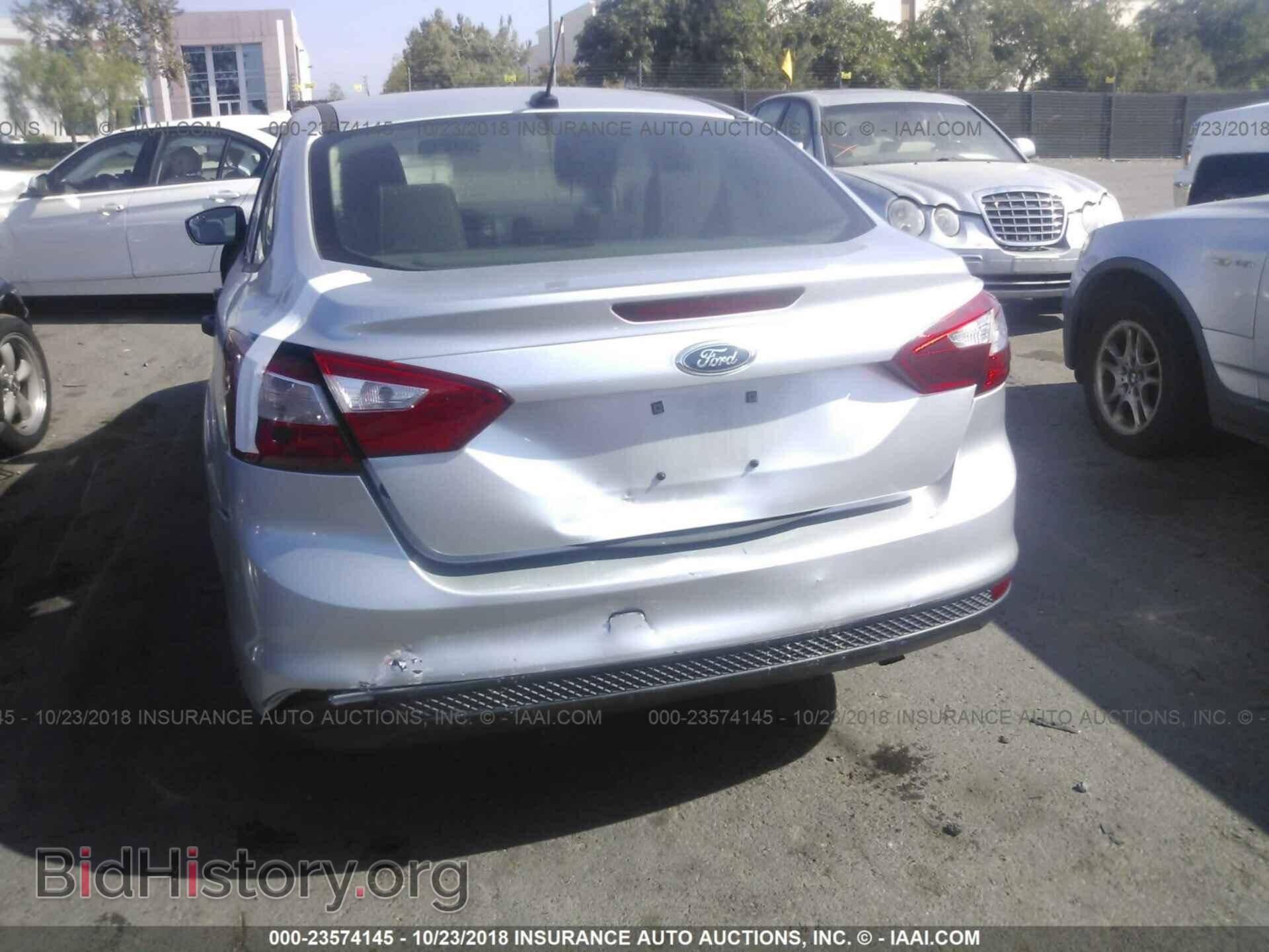 2012 Ford Focus - VIN: 1FAHP3E26CL273771 - Photo 6