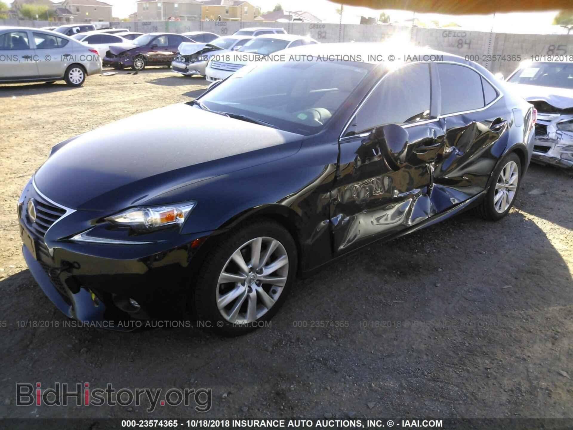 2015 Lexus Is - VIN: JTHBF1D20F5052795 - Photo 2