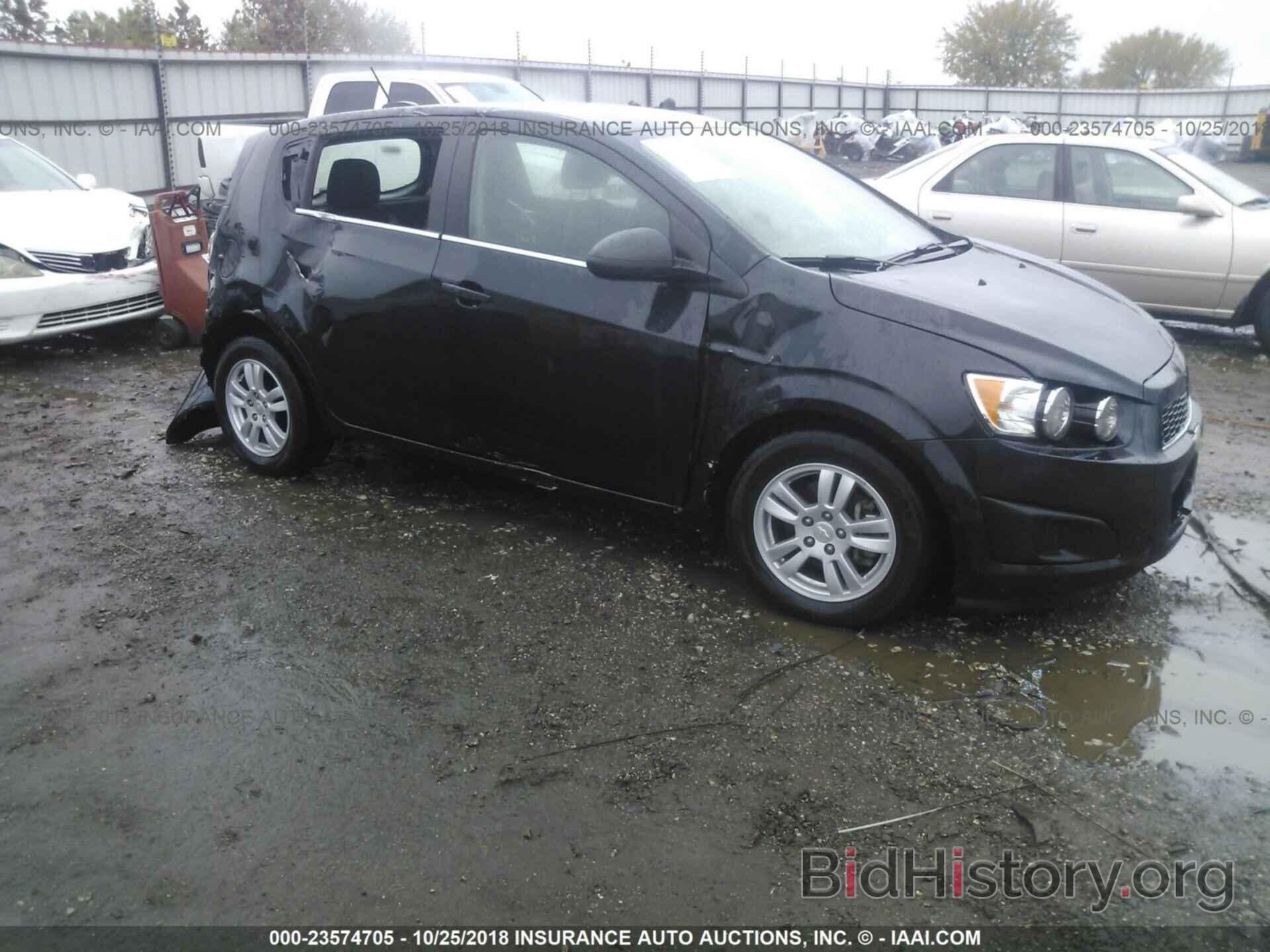 Photo 1G1JC6SH0F4204986 - Chevrolet Sonic 2015