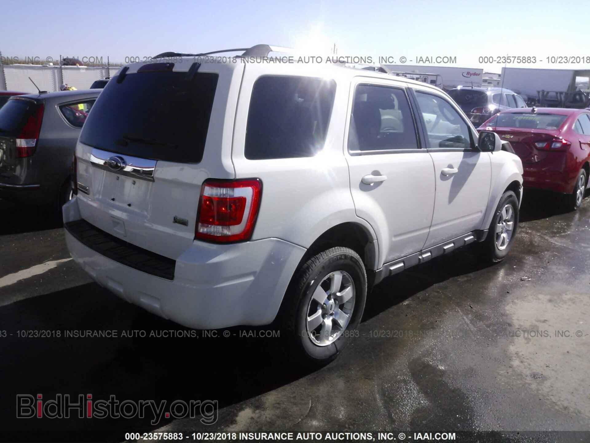 2011 Ford Escape - VIN: 1FMCU9EG0BKB35753 - Photo 4