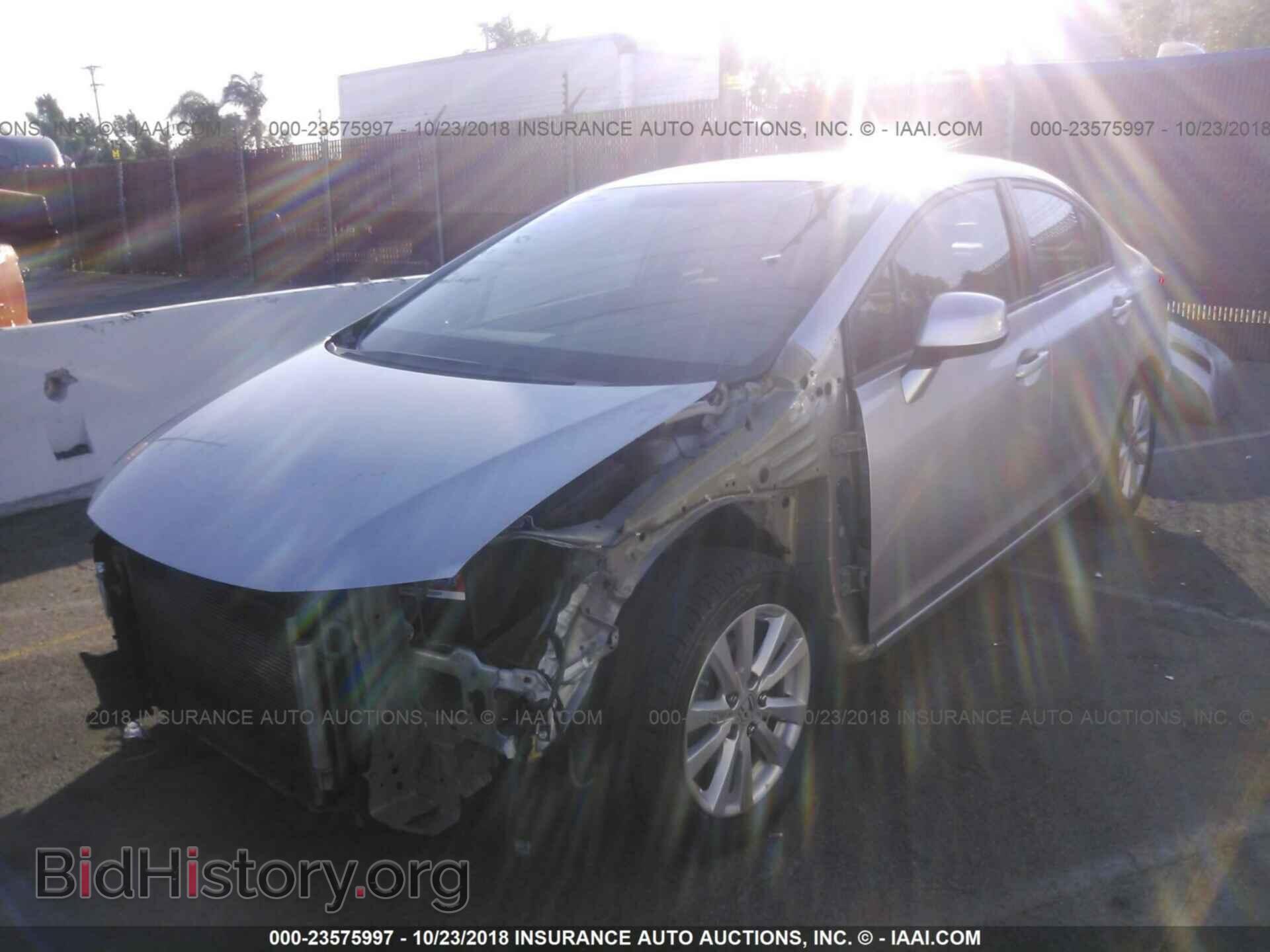 2012 Honda Civic - VIN: 2HGFB2F80CH554542 - Photo 2