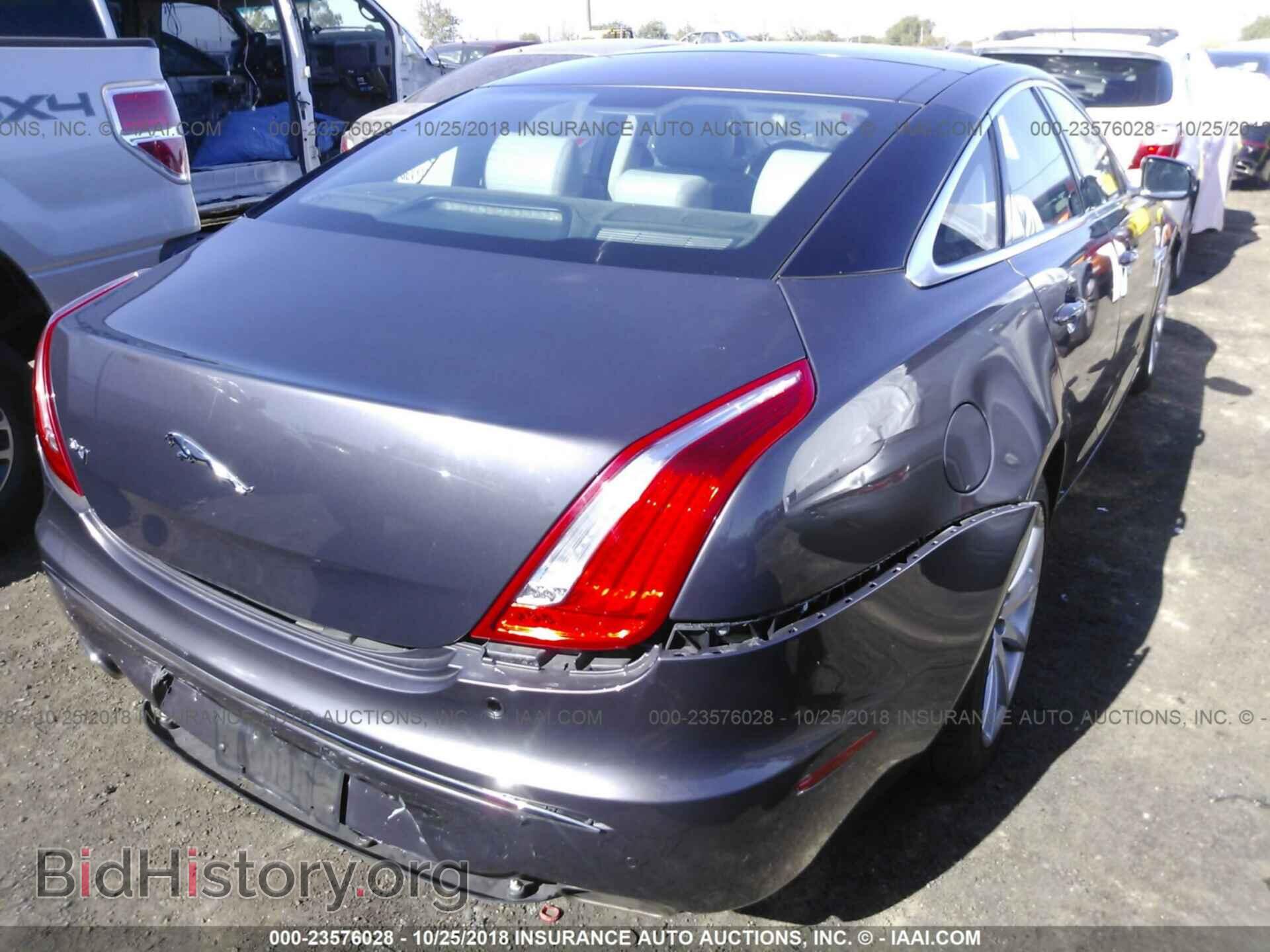 2011 JAGUAR XJ - VIN: SAJWA1CB7BLV05191 - Фото 4