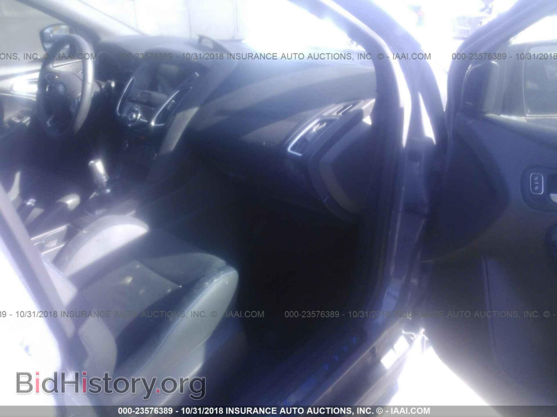 2017 Ford Focus - VIN: WF0DP3TH4H4122894 - Фото 5