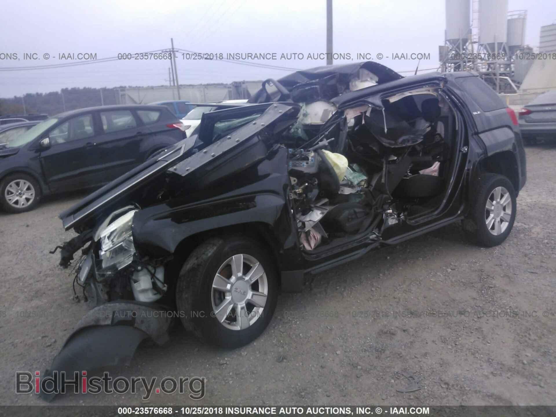 2012 GMC Terrain - VIN: 2GKALMEK2C6212296 - Photo 2