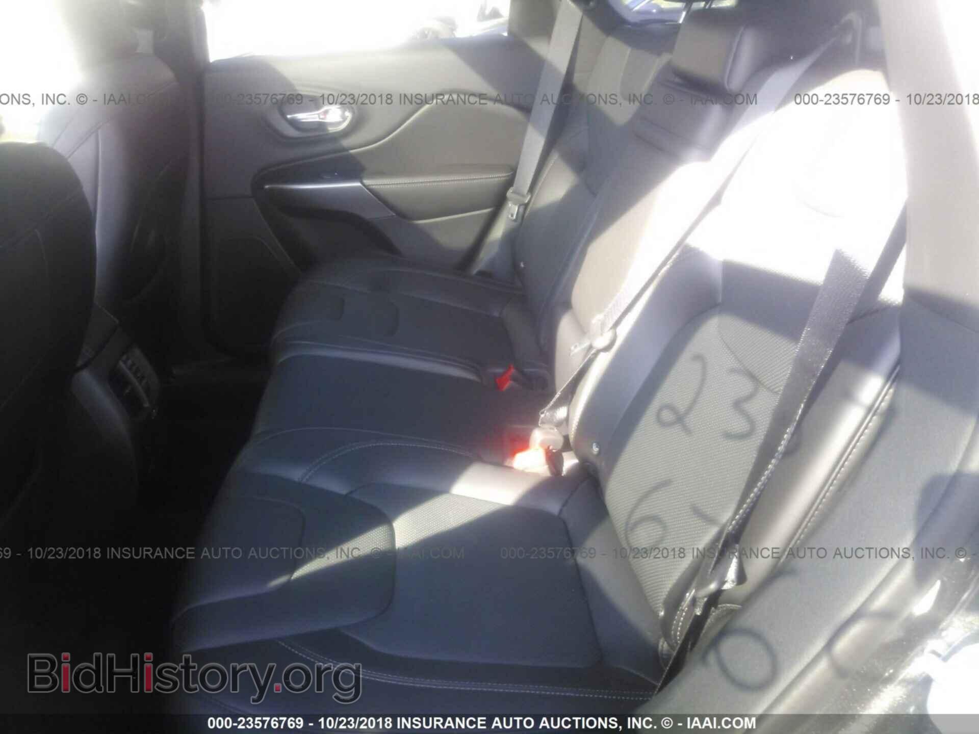2019 JEEP CHEROKEE - VIN: 1C4PJMDX5KD161319 - Фото 8