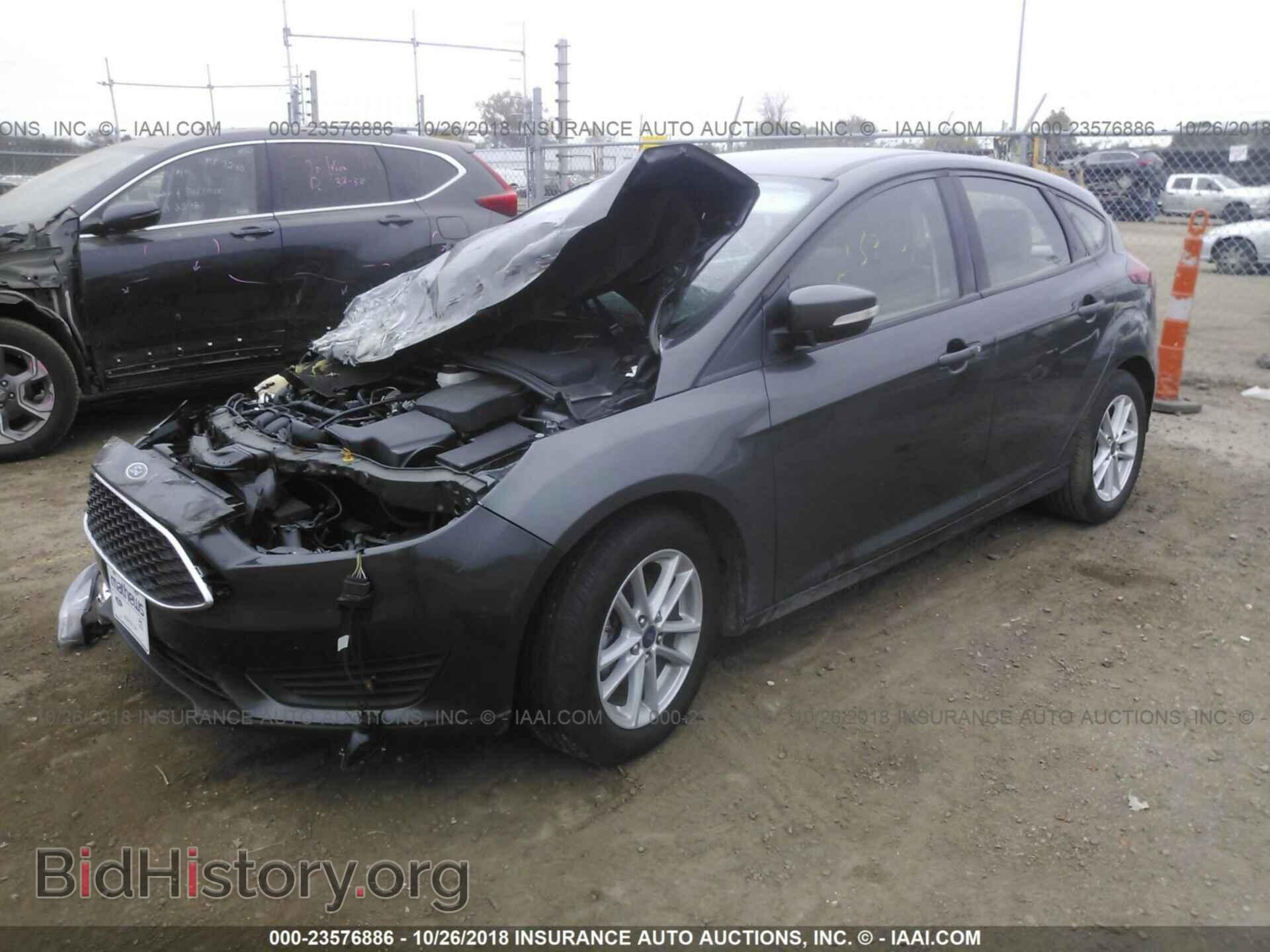 2017 Ford Focus - VIN: 1FADP3K2XHL280085 - Фото 2