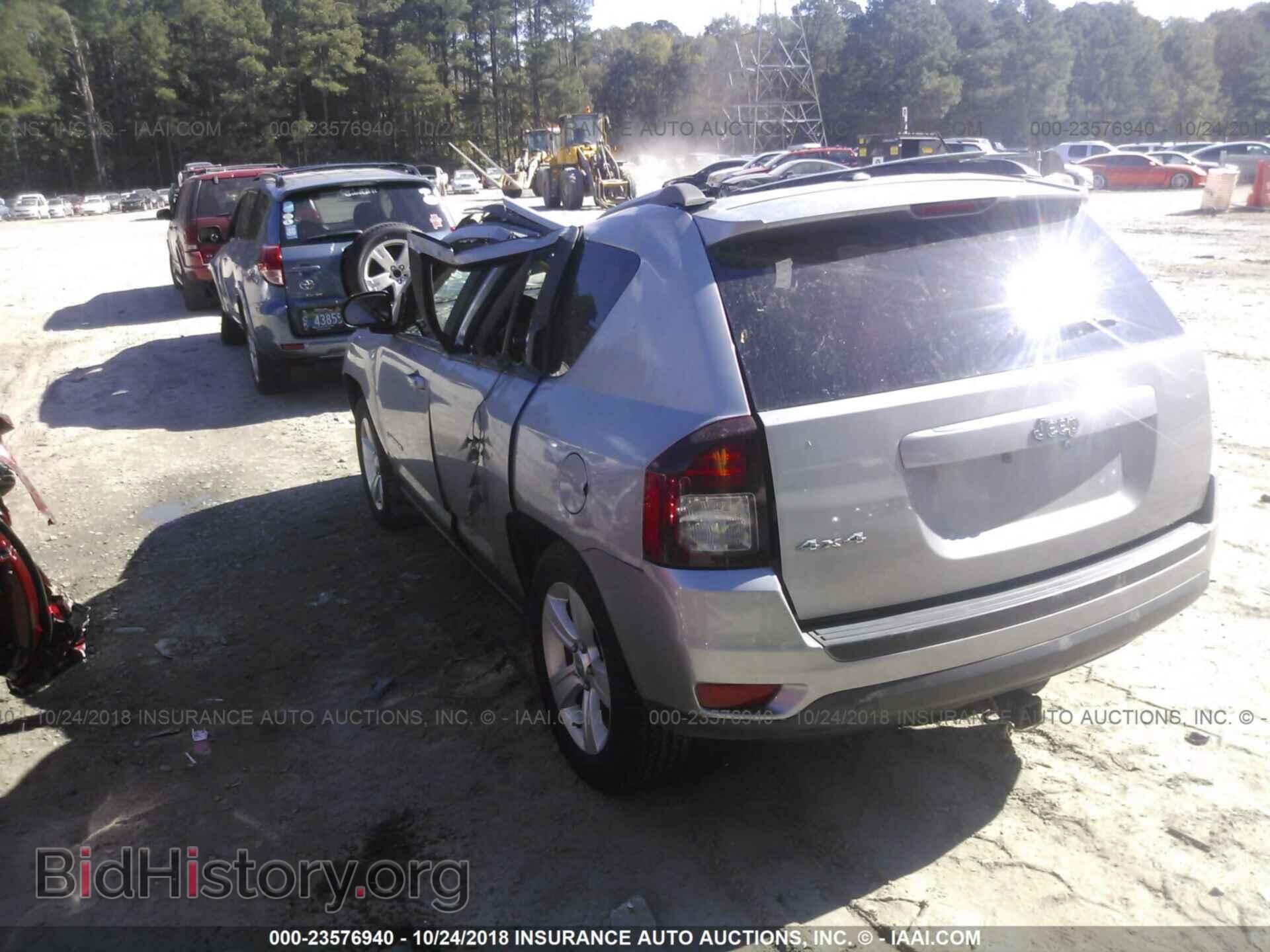 2015 JEEP COMPASS - VIN: 1C4NJDBB4FD357482 - Фото 3