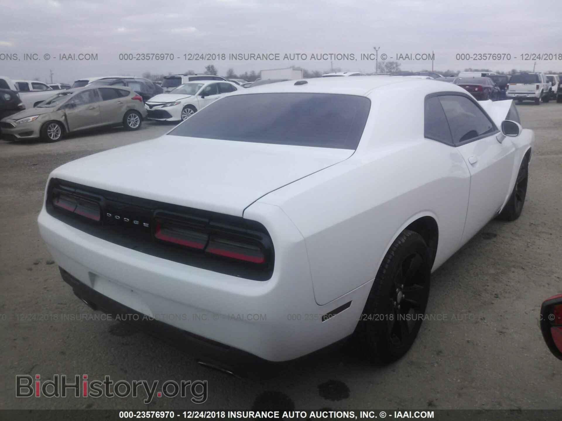 2015 Dodge Challenger - VIN: 2C3CDZAG0FH912539 - Photo 4