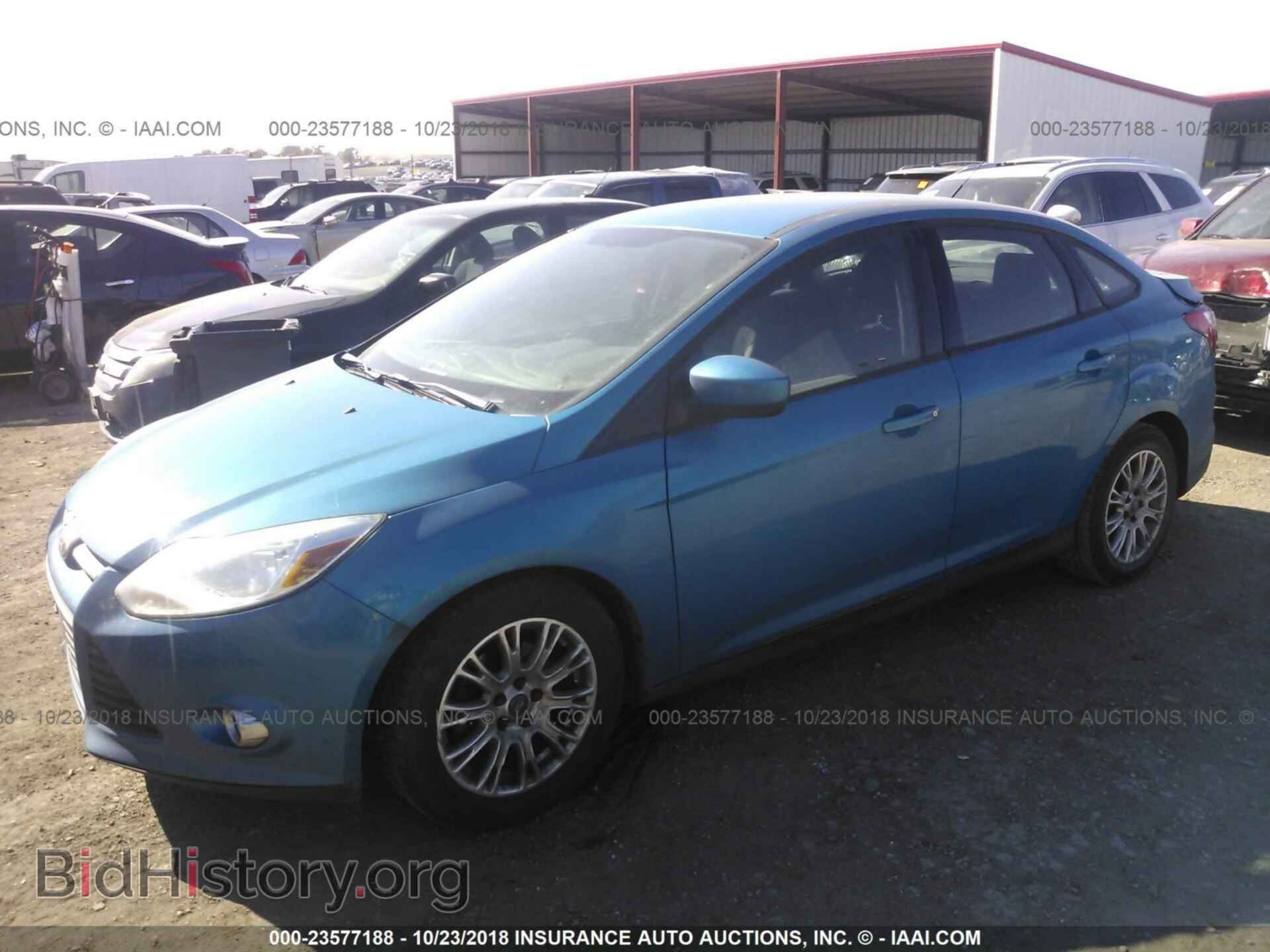 2012 Ford Focus - VIN: 1FAHP3F23CL394708 - Фото 2