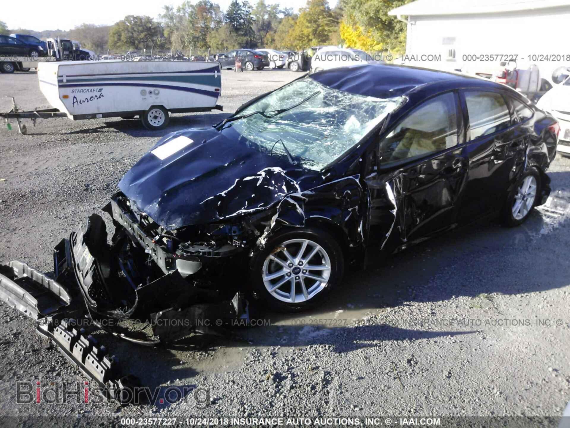 2016 Ford Focus - VIN: 1FADP3F23GL314361 - Photo 2