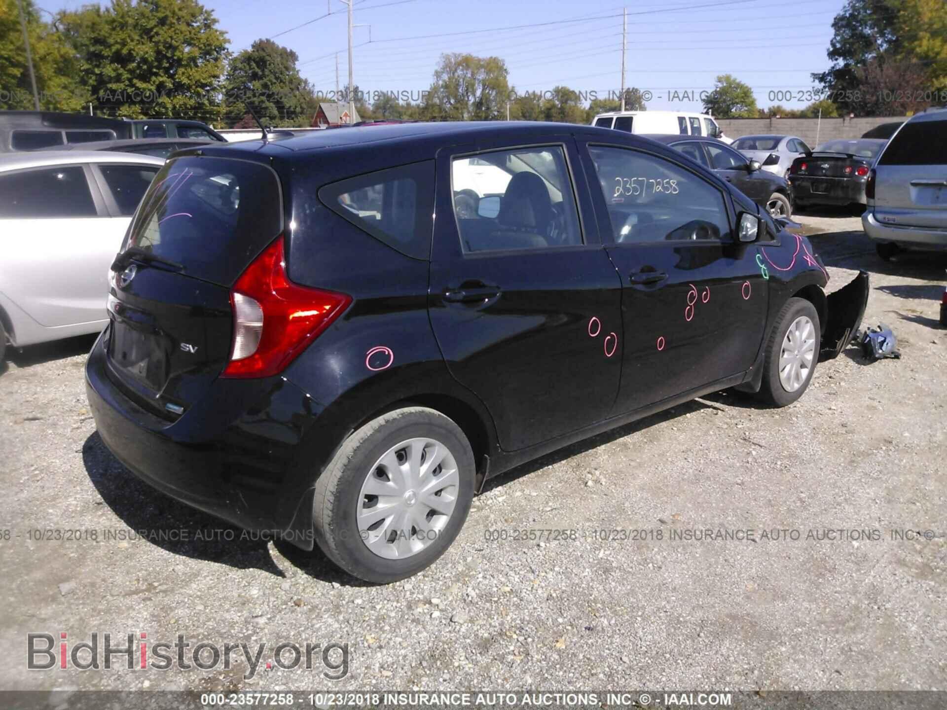 2016 Nissan Versa note - VIN: 3N1CE2CP9GL366400 - Фото 4
