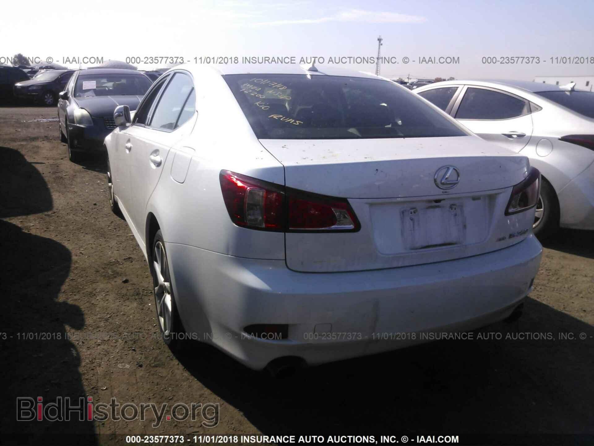 2011 Lexus Is - VIN: JTHCF5C23B2035465 - Photo 3